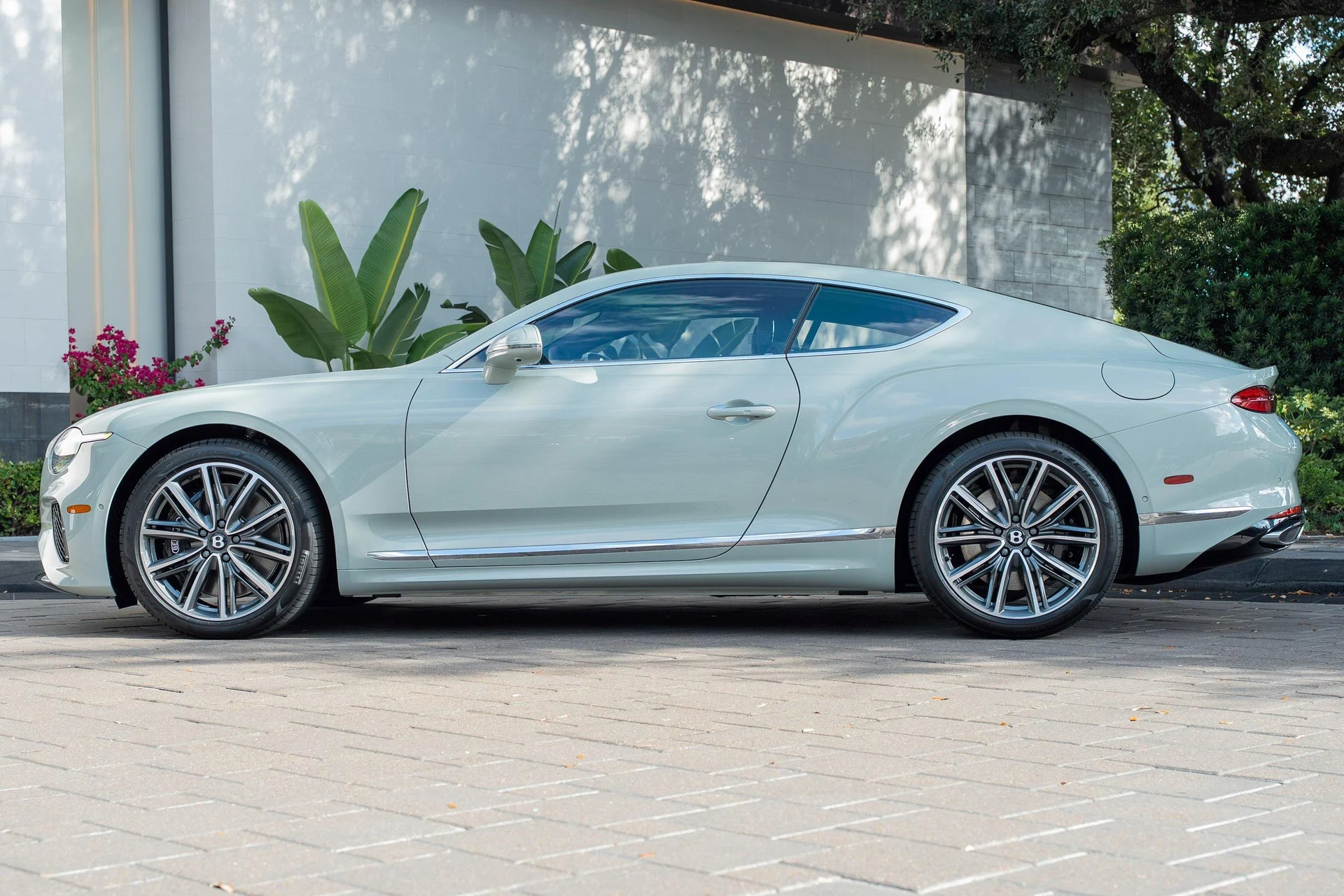 mph045_830191519_470962000_691deda67425967942f2ff54_3136007af9