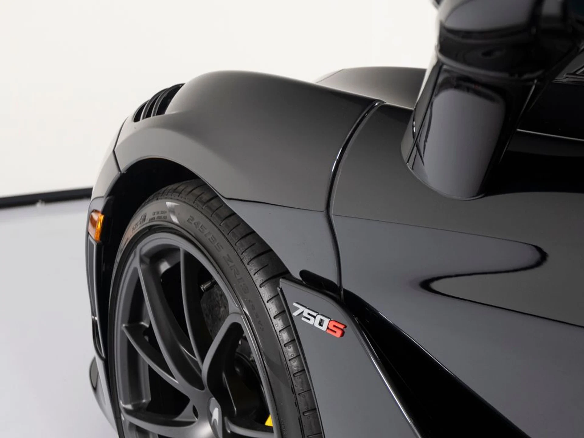 mph045_854241779_39bd85be957c419e21d2d7e8ca79299cx_0eeb4b3520
