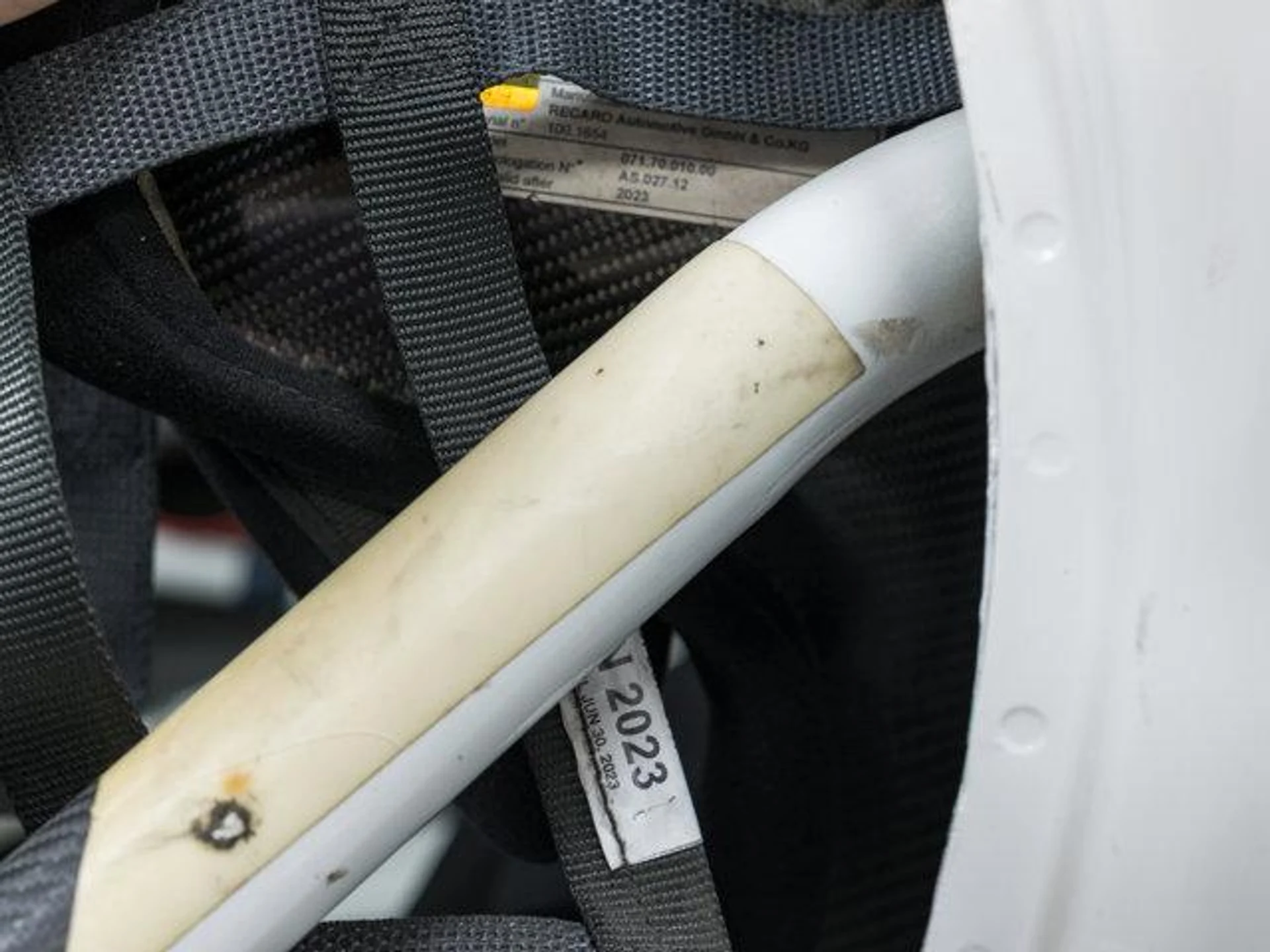 mph045_883166743_vt55z_Qkm5vkw_Q_Gy04_C22_TX_Qa_E7w_10f374d5e2