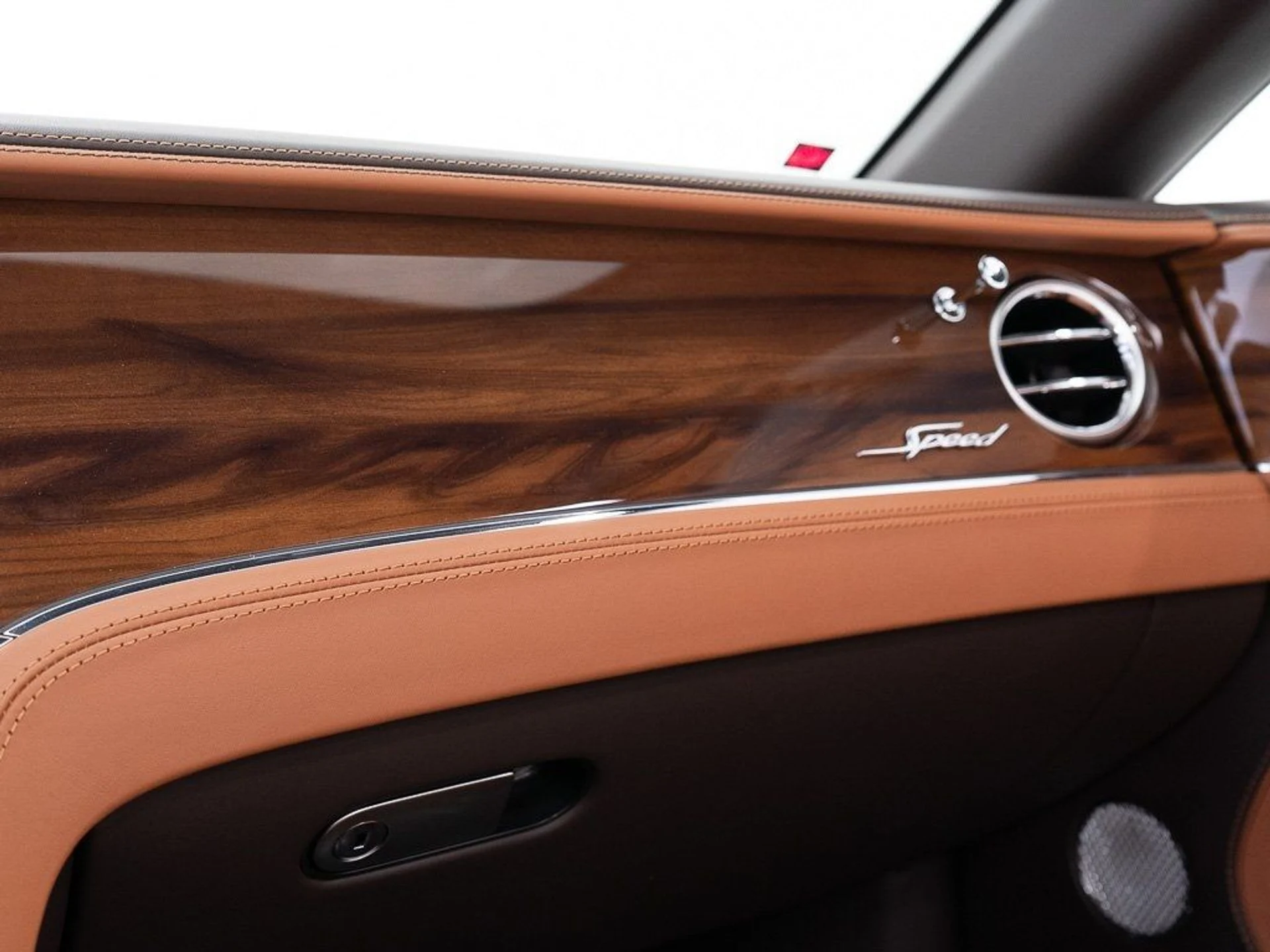 mph045_888107304_b54d6a4d1c07edfea45b34af800c3a28_d2c39802ee