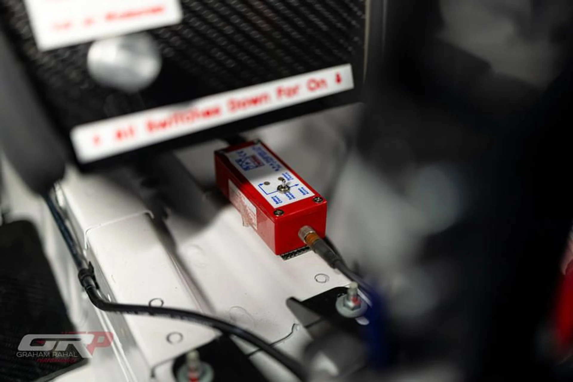 mph045_894694986_318_F9_B5_D_301_D_4406_B83_B_558_EB_9_F29_A4_A_7cb9ba1302