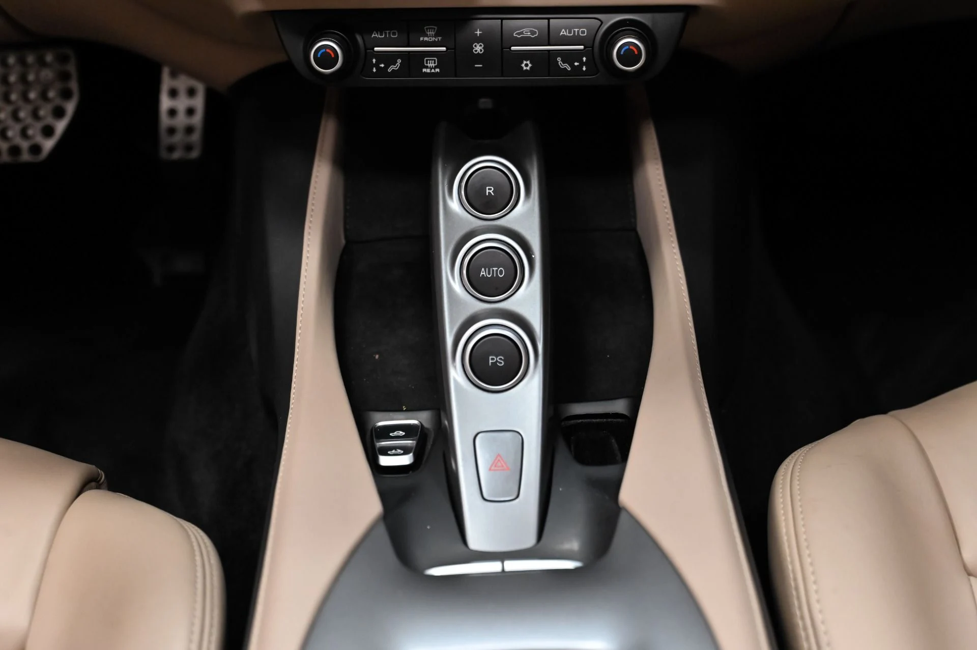 mph045_921236316_Used_2019_Ferrari_Portofino_Base_1790278437_47df09c798