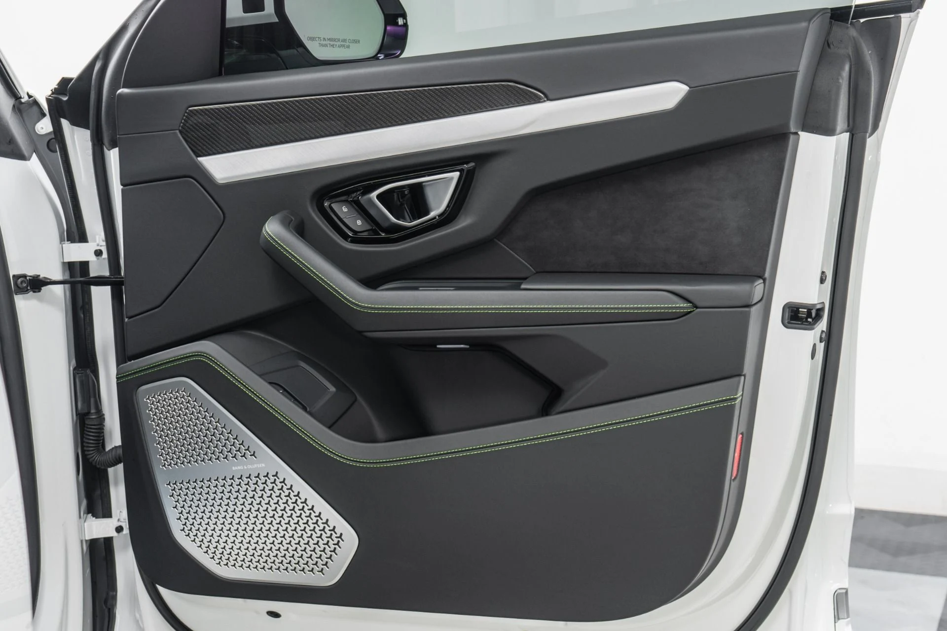 mph045_922015967_Used_2021_Lamborghini_Urus_Q_Citura_interior_Ventilated_Front_Seats_with_Massage_1772724519_832c1a8f3f