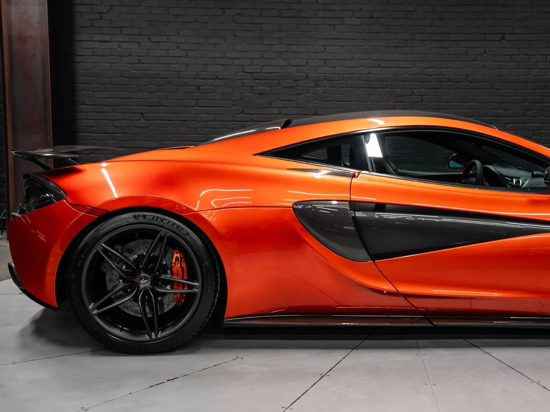 mph045_922303228_mclaren_570s_2017_3809682d29