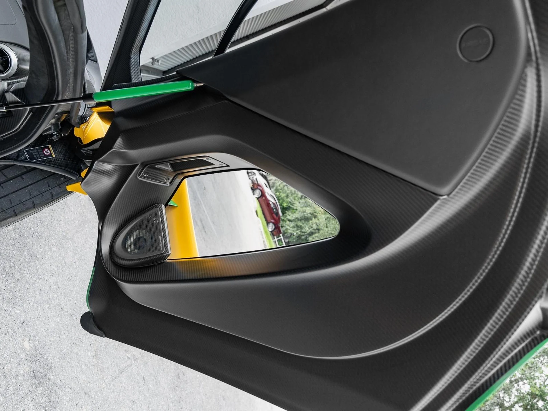 mph045_937029093_Used_2019_Mc_Laren_Senna_1757779972_00f5ffeb84
