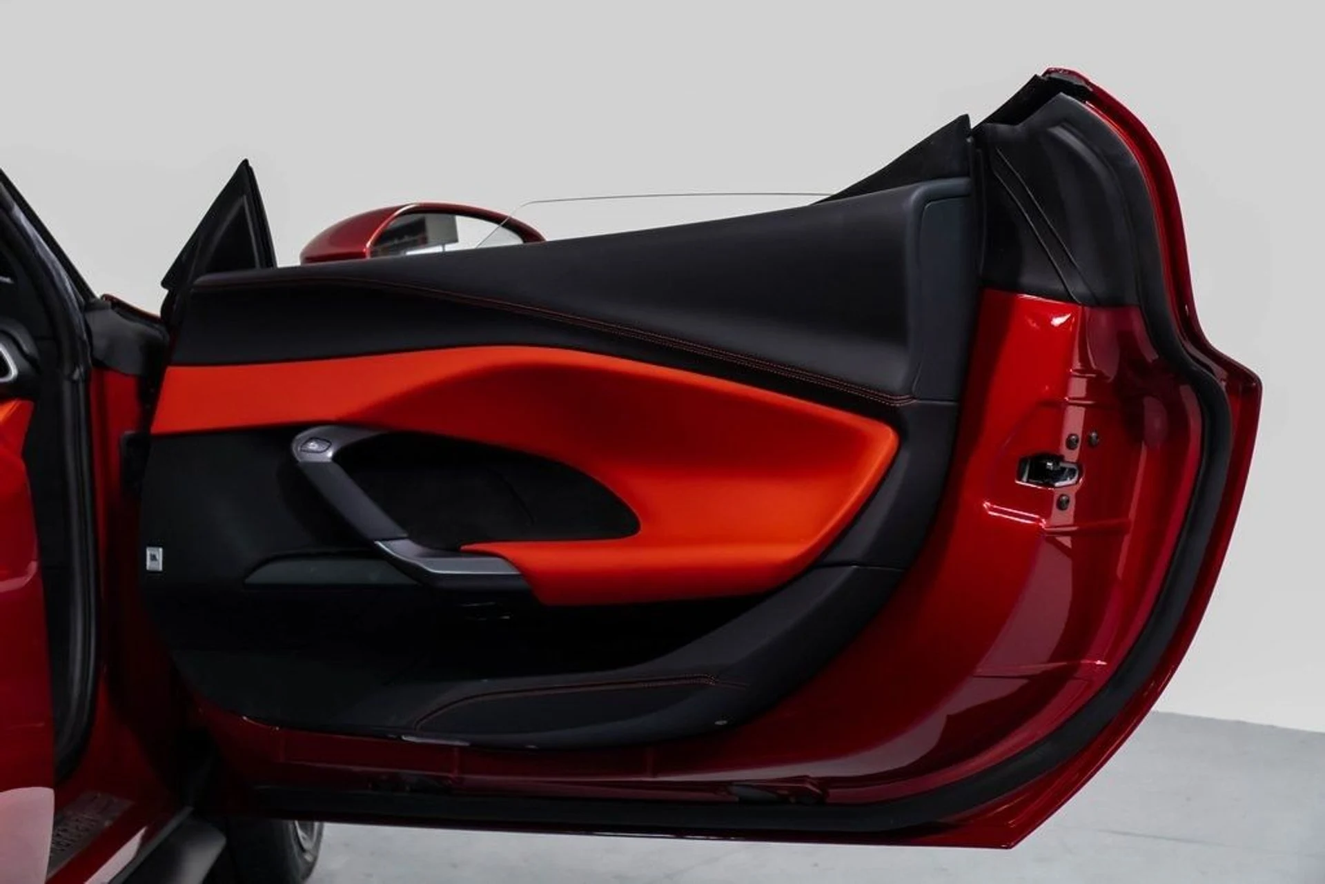 mph045_940035725_c6ea0b9e60738842e05ee435f4dfadb7x_32e728ac3e