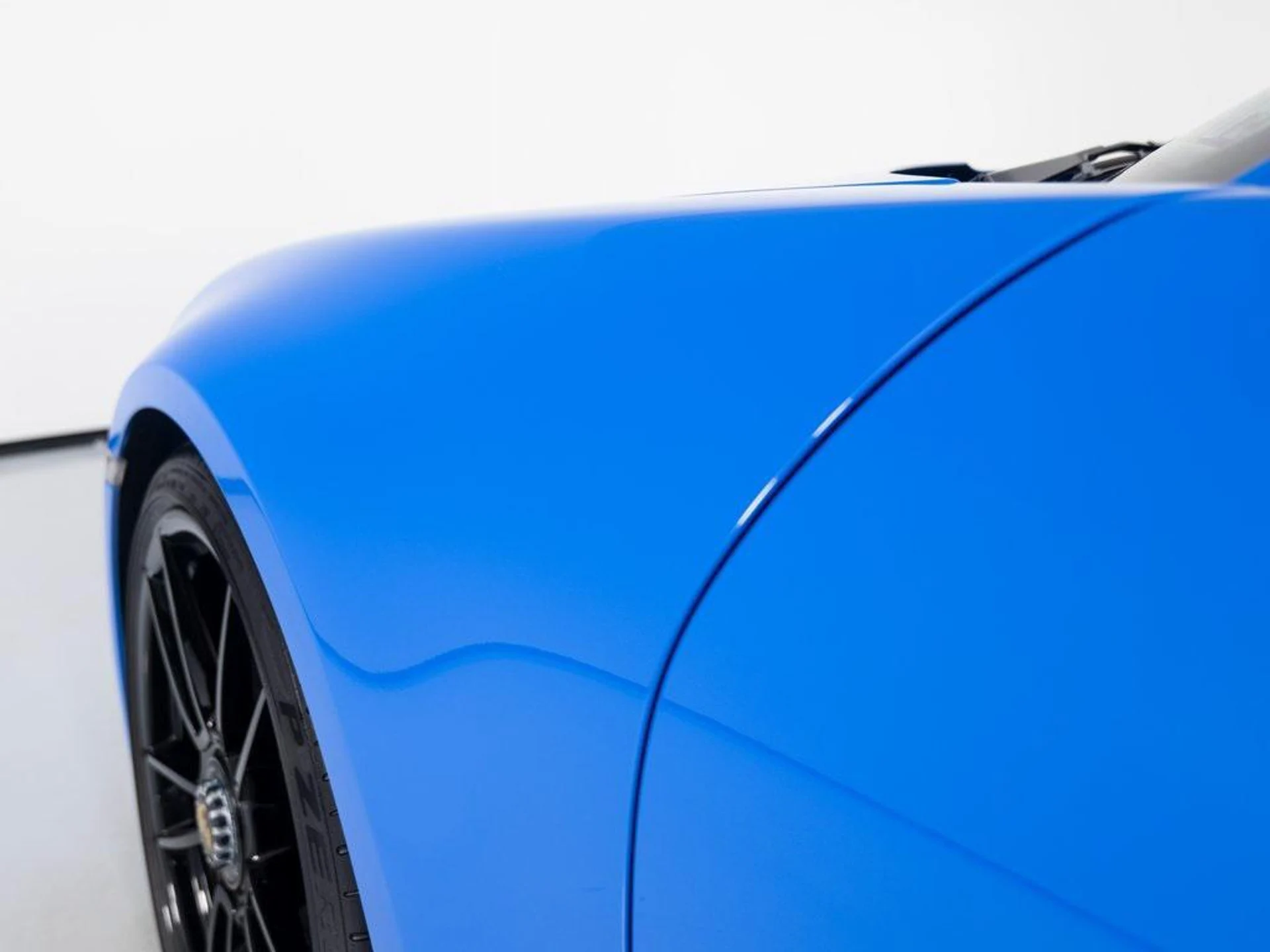 mph045_946022708_V_Bn_BW_9wl_ZH_Kvc_A69_E0_Ctg_ab4_M_45e0f17c7a