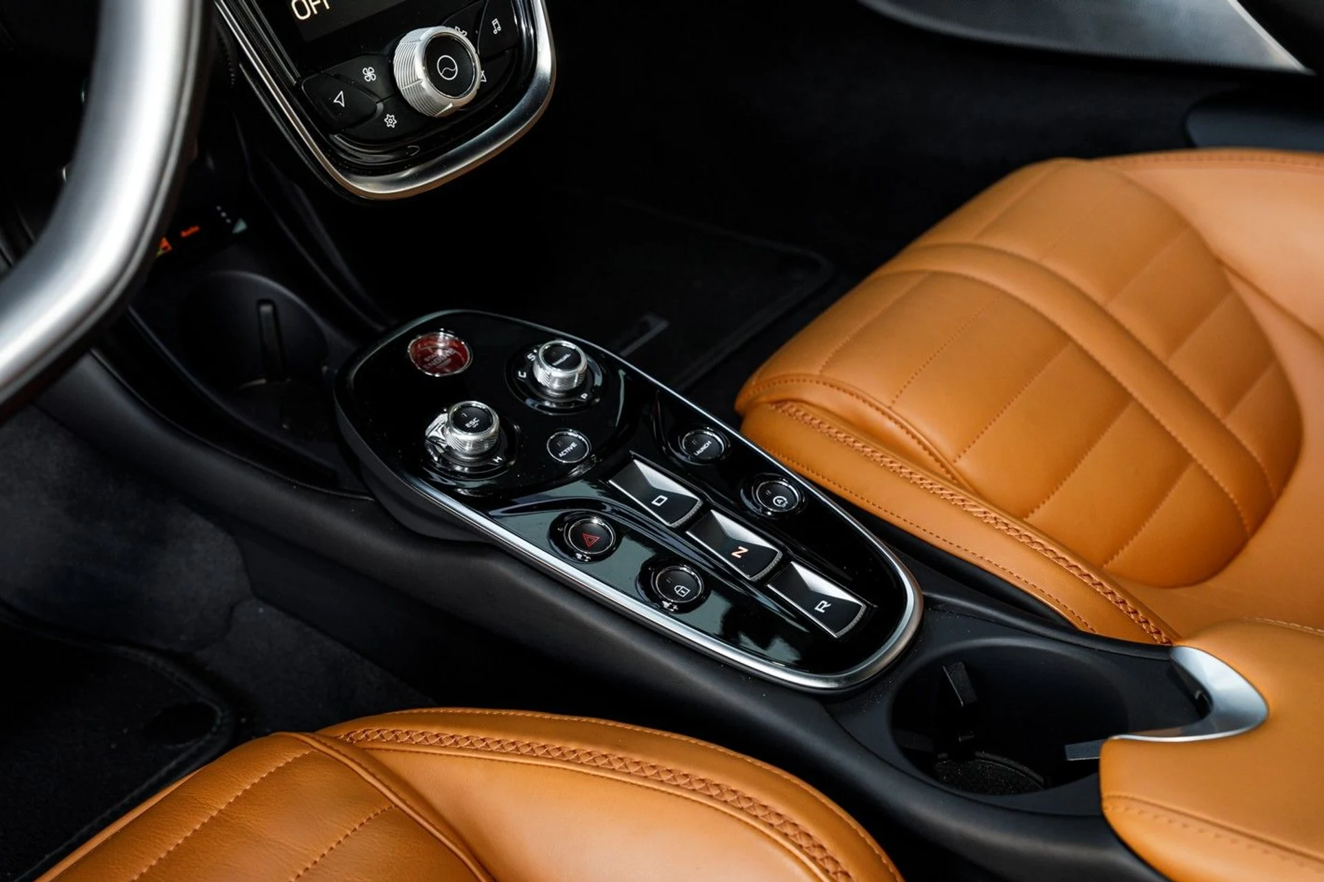 mph045_95002922_638_p46_l_3b835dcc17