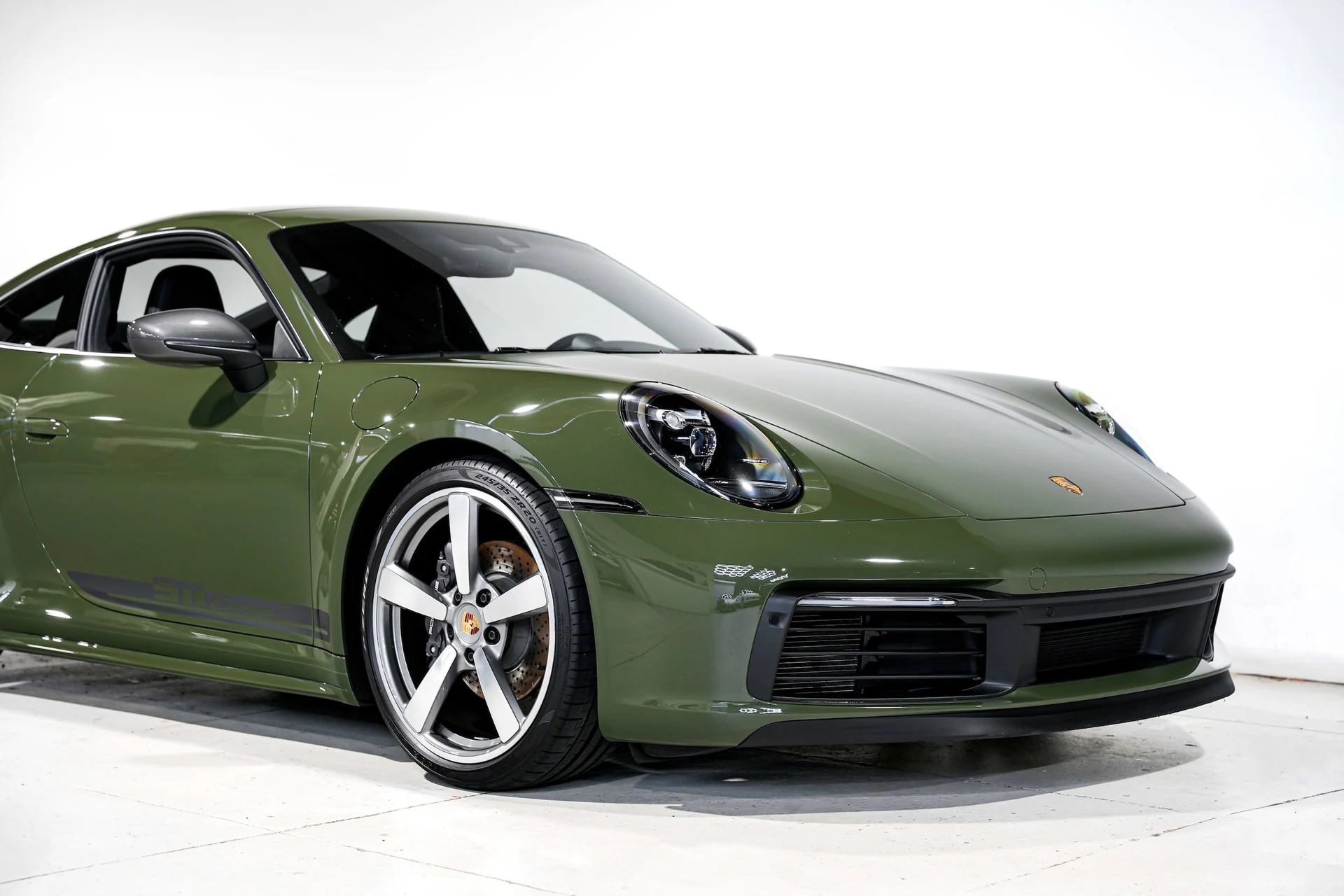 mph045_968961749_0f03ed6634df9657498ed31d87cc329cx_b86c25b91a