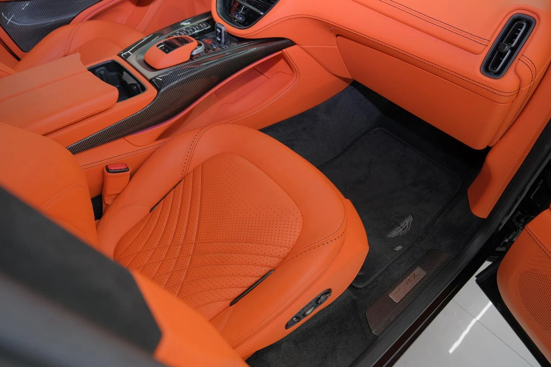 mph045_97217712_570cbd6aa5bec080f4ce44e9b6a9c1de_e6f1d9c9f4