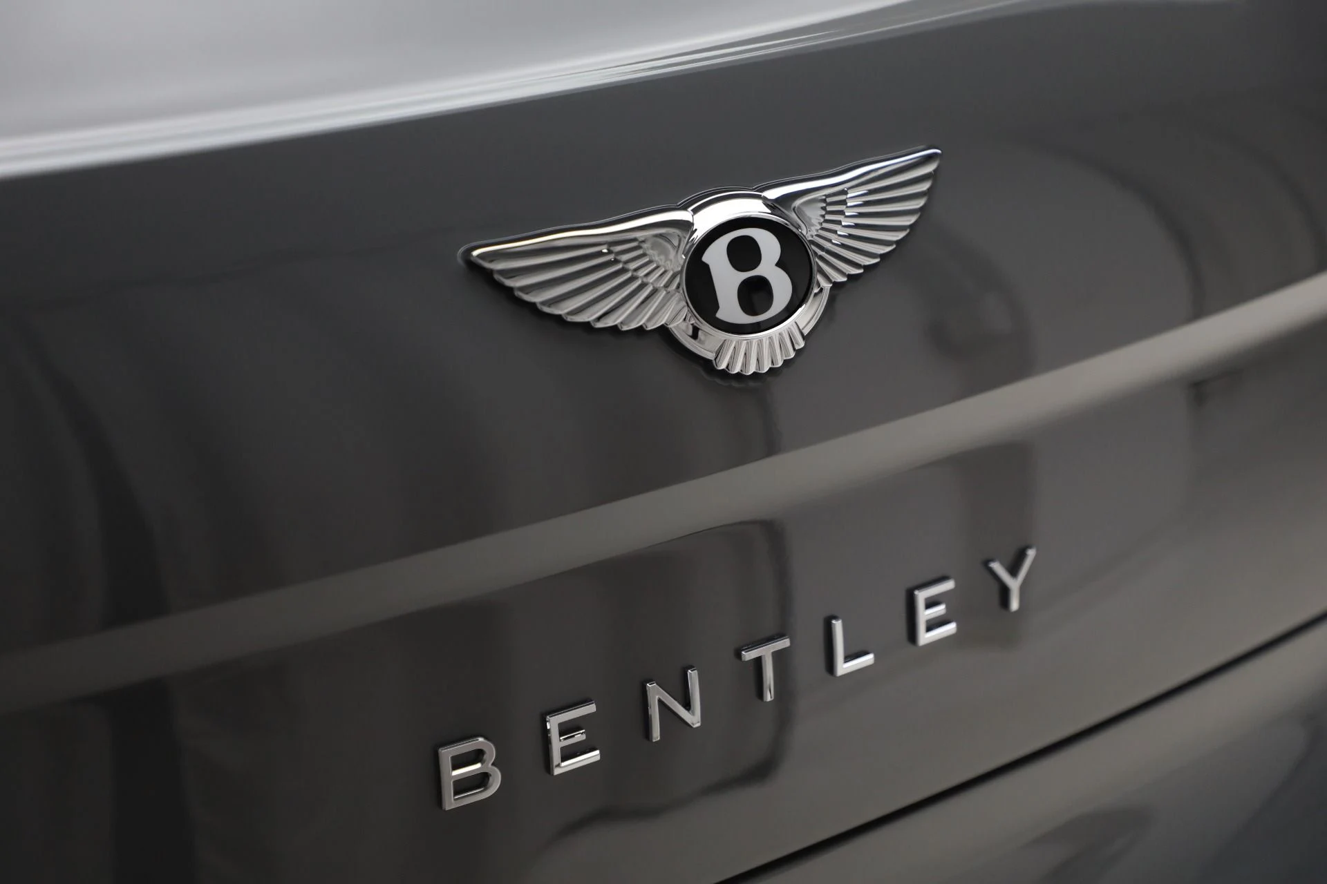 mph045_97541717_New_2025_Bentley_Flying_Spur_Speed_691610ddee