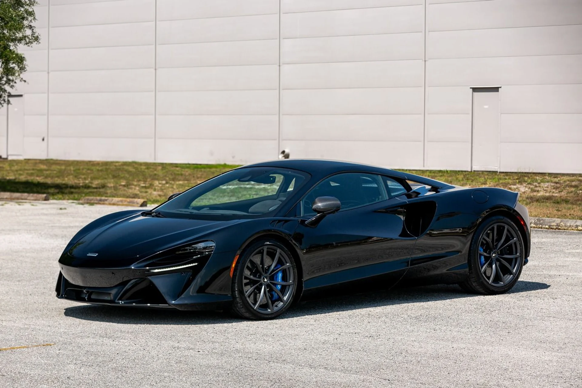 mph045_981886767_396_p46_l_75f8da9b23