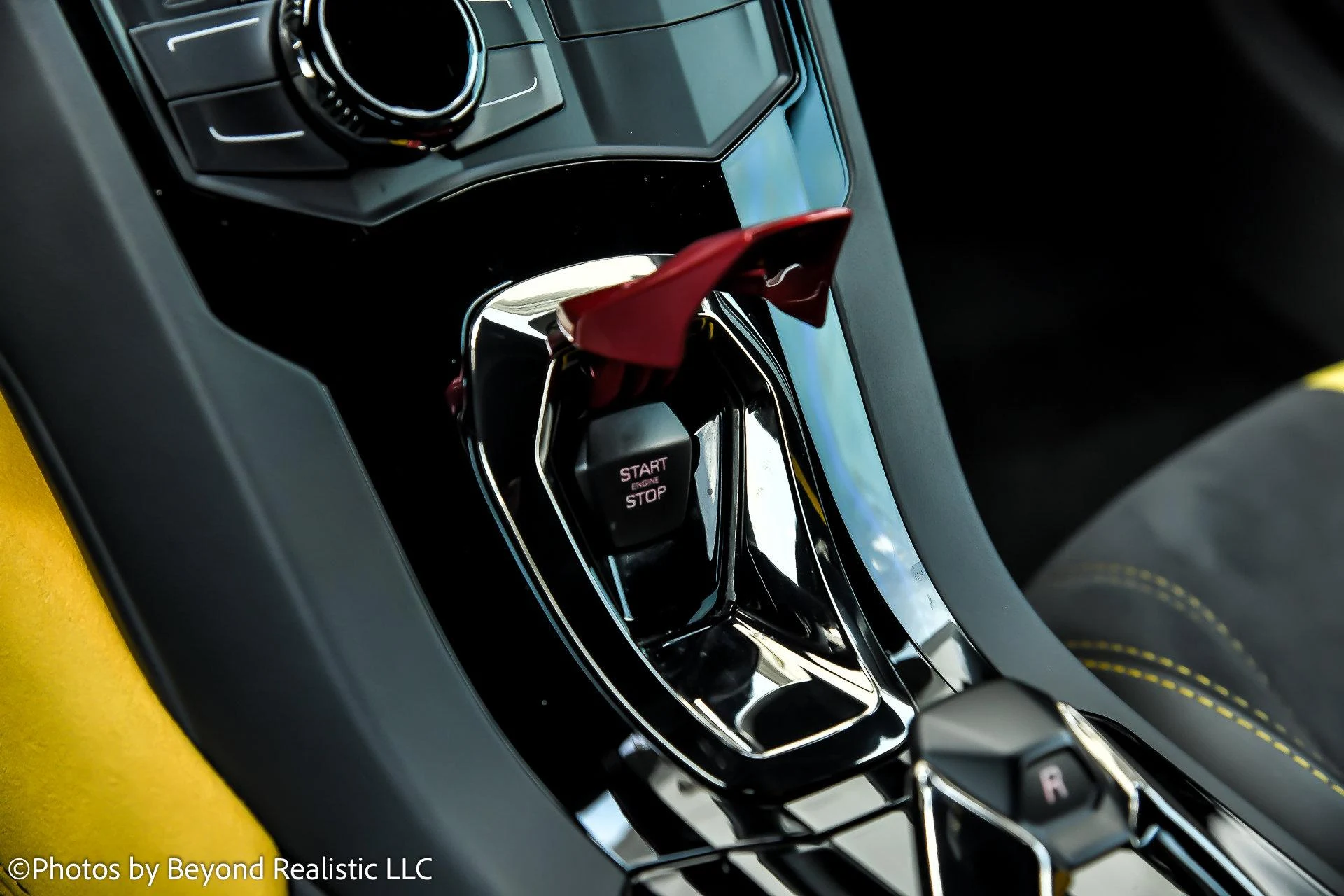 mph045_982167716_Used_2019_Lamborghini_Huracan_LP_580_2_S_1766655576_8e46d89a4d