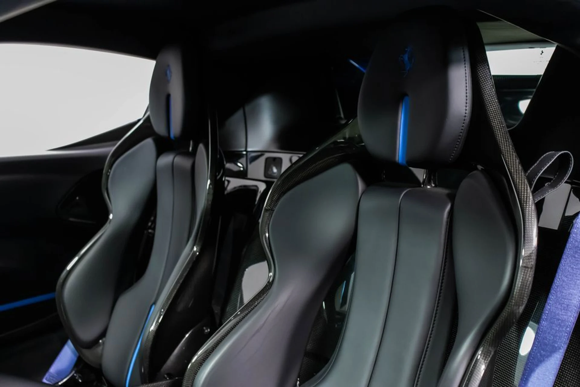 mph045_98432555_faf000367f28d8d4fe1840fecd2d7034x_90a03db783