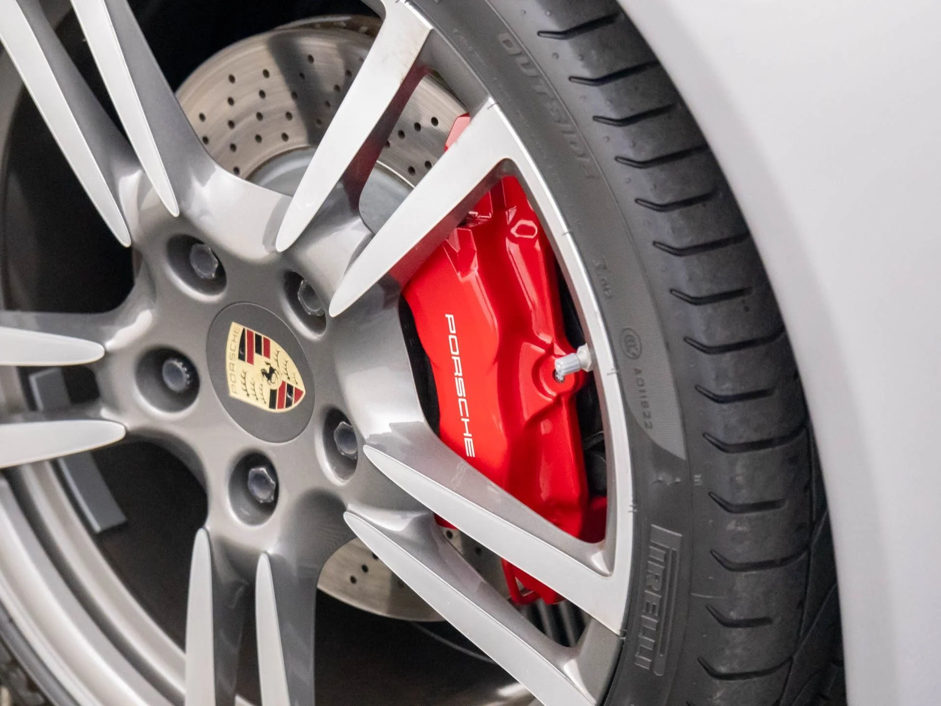 mph045_994874661_81aa2b121aabc241ccca49b313c8ca44x_92004b65fc