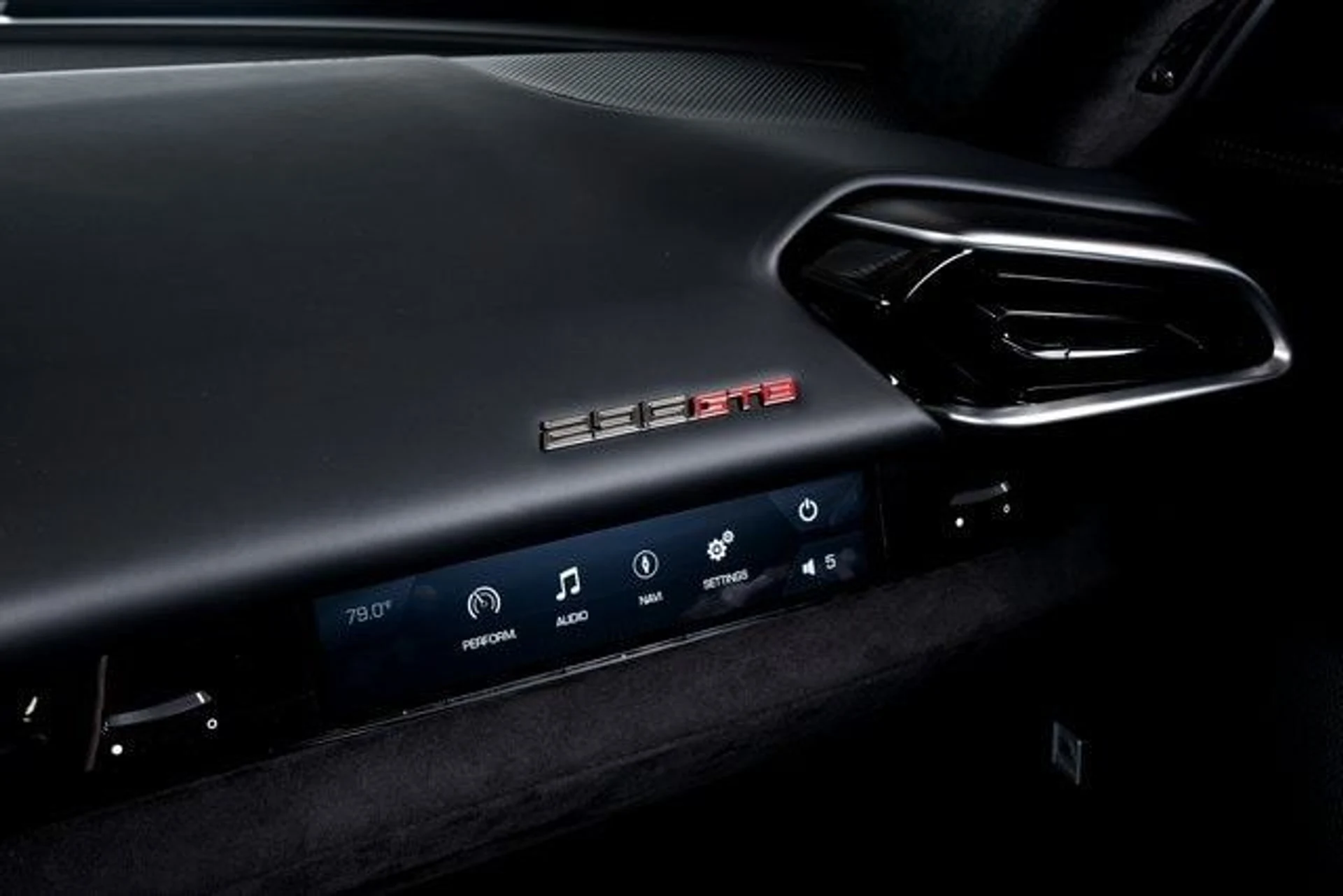 mph046_1001645719_967859cbaee3dfed94f11b87eba47ce6x_a2f15487af