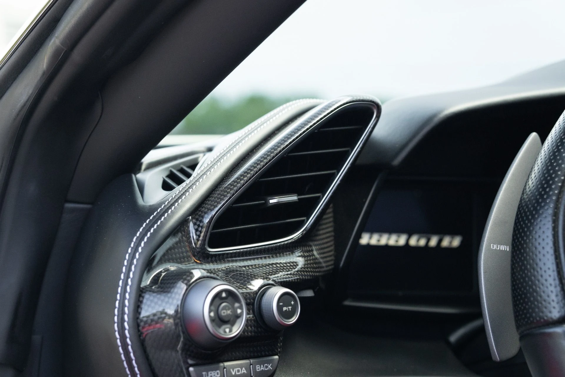 mph046_1010885092_Used_2017_Ferrari_488_GTB_1776194926_8517b4c2b6