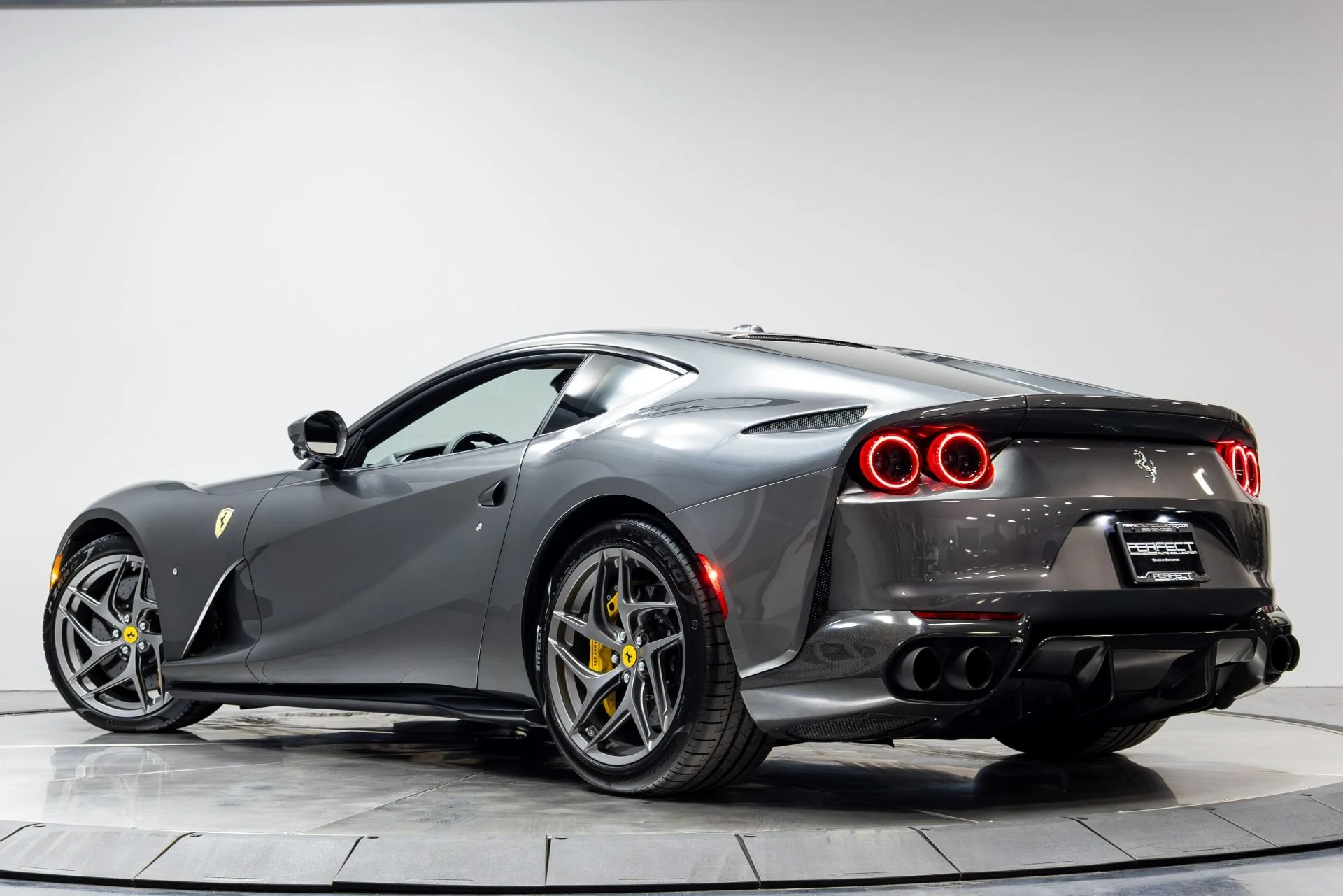 mph046_1010889862_Used_2020_Ferrari_812_Superfast_1777416323_72c0d9cc6f