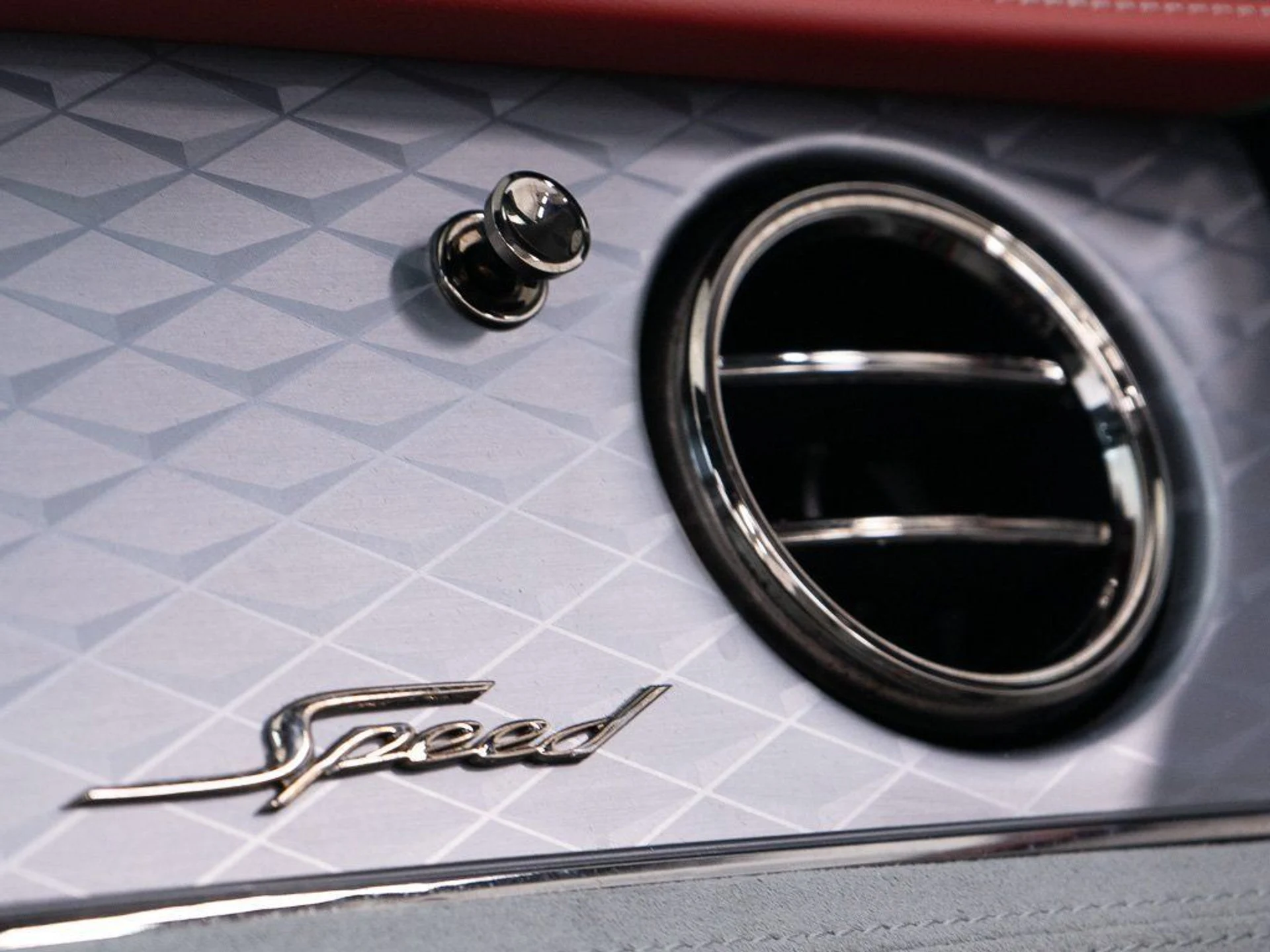 mph046_1019504725_4701e805eaf1b5acb628478ce06bd909_1b816c1eba