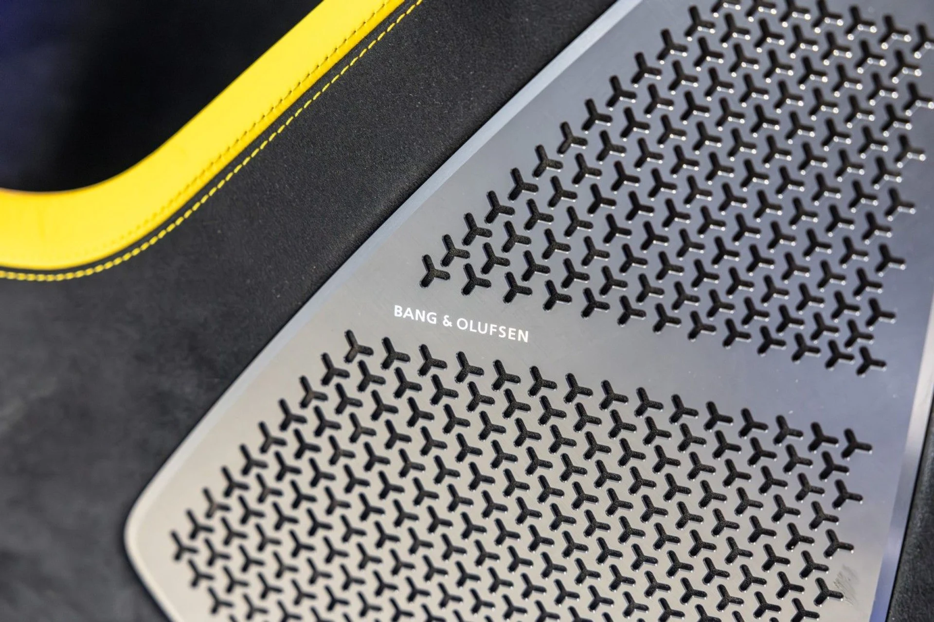 mph046_1027550549_Sg_fccb928280