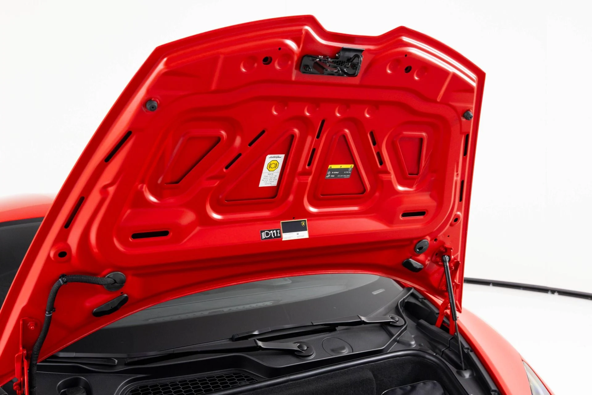 mph046_1028950651_Used_2021_Lamborghini_Huracan_EVO_1762806471_196e0898cf