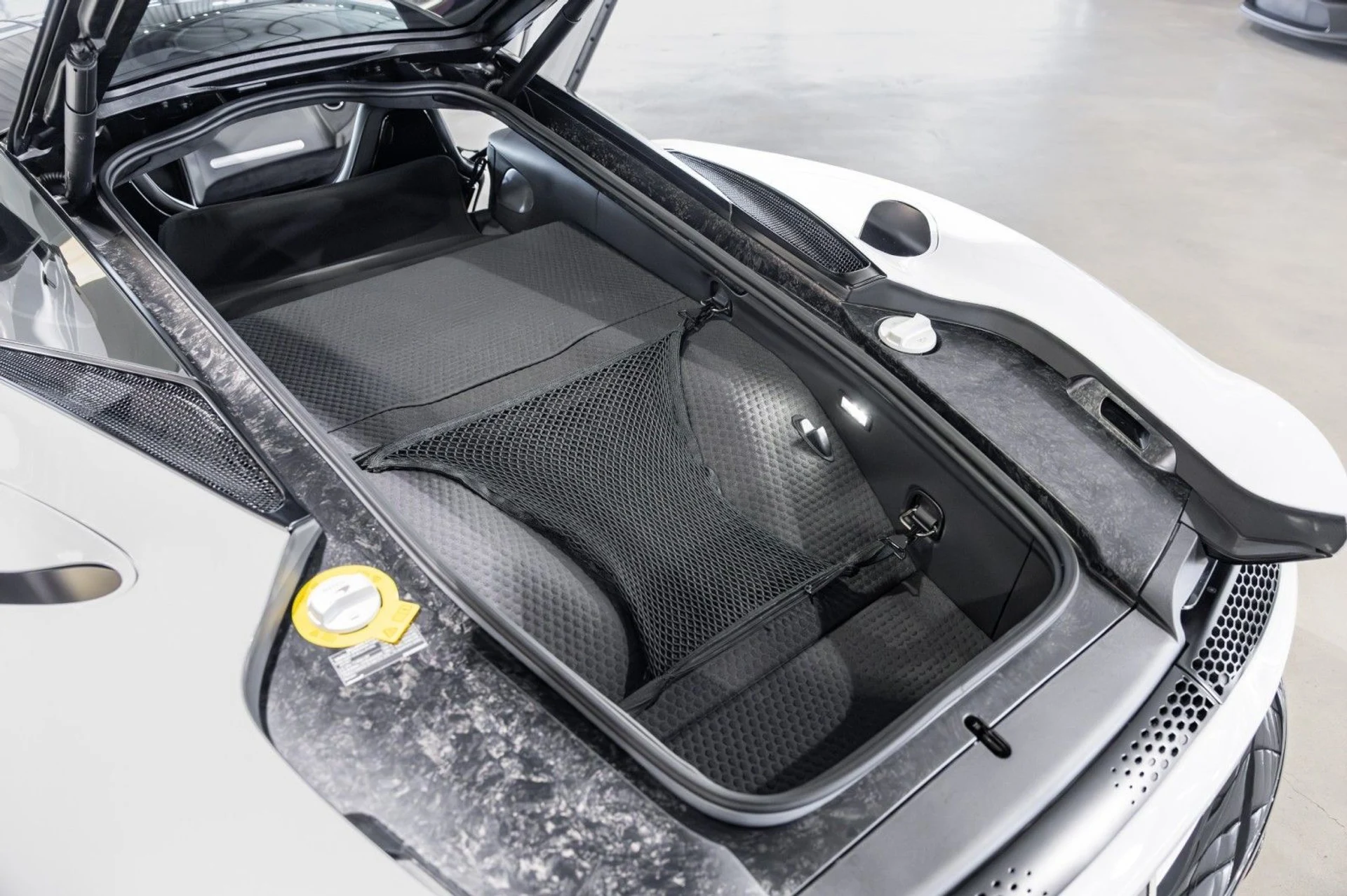 mph046_1047606899_n_Q_9a413f087c