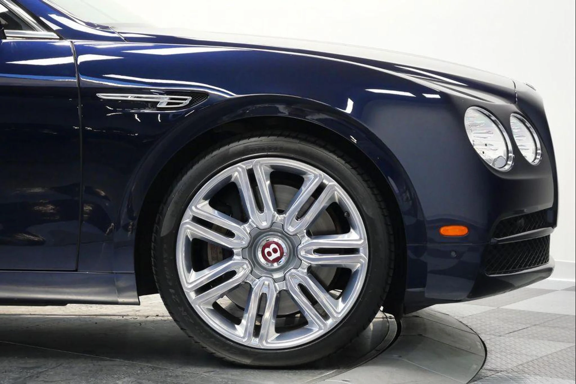 mph046_105788274_IL_Qdn_PP_Oky_Gp_Yv_A9m_Decp_Vs_Dr_Ck_5f343589a8