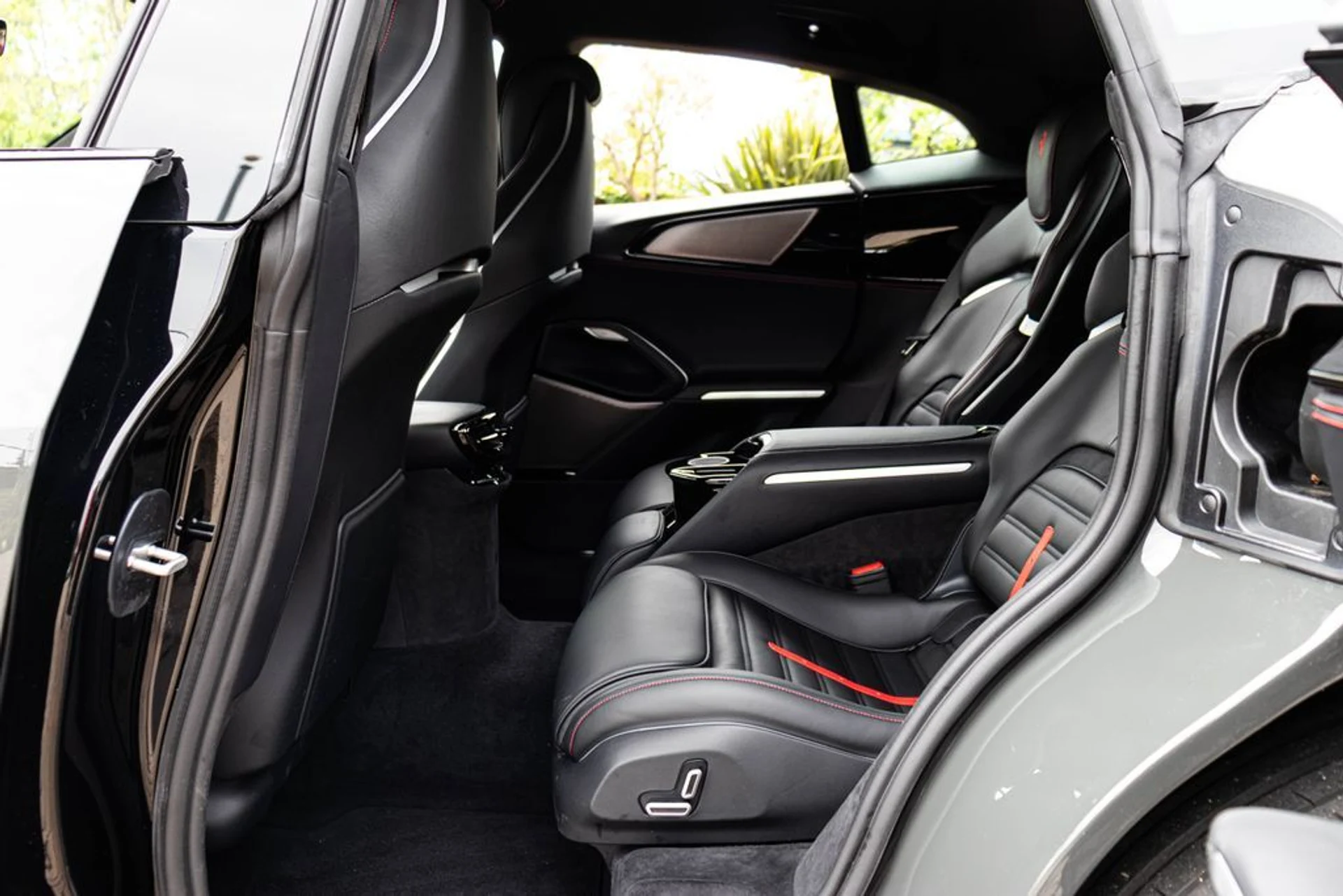 mph046_1062010407_06b30d0512b0dc1038ae3c2cf2a04904x_35eb0bde09