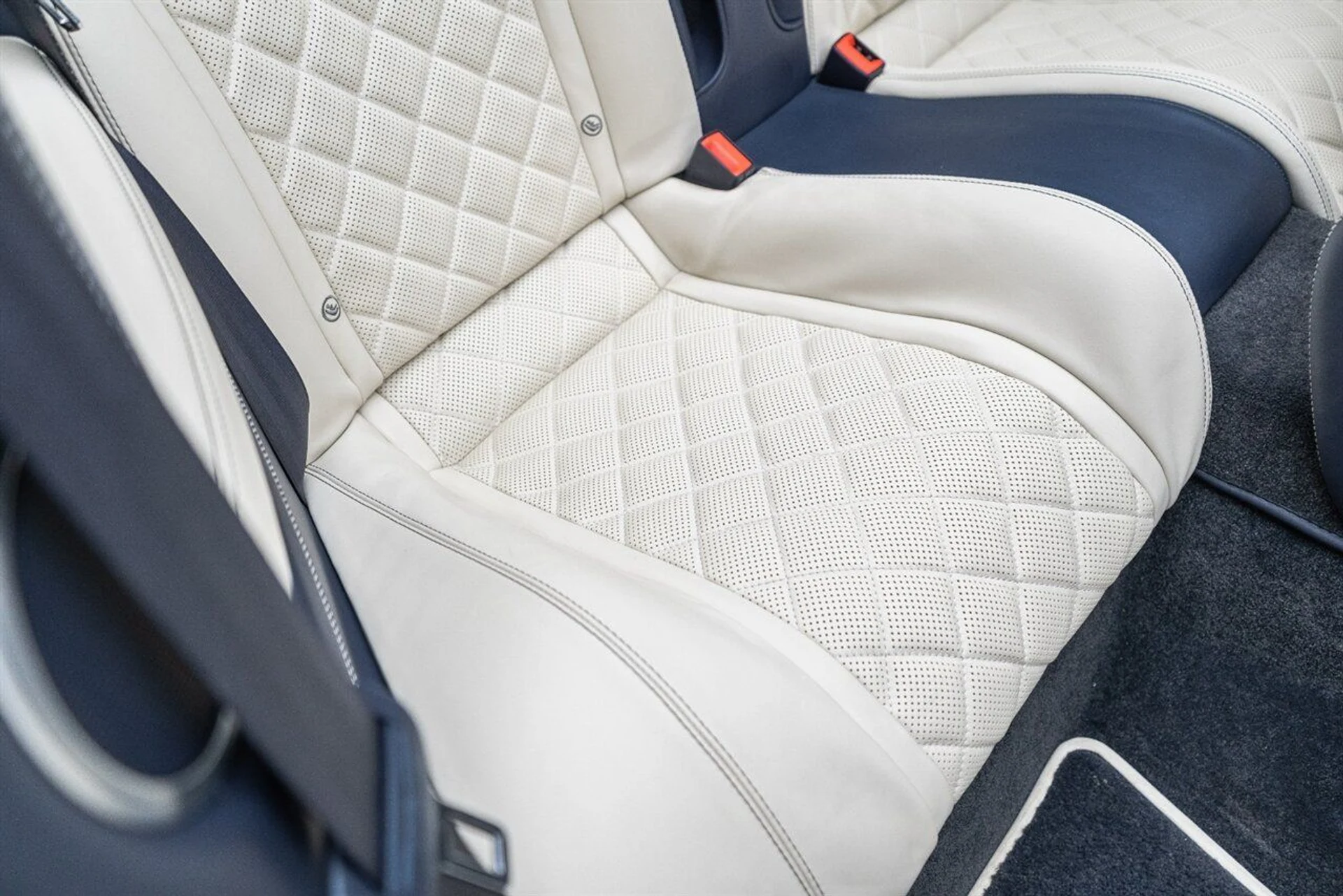 mph046_1067073060_c2e70ba52f_1280_a07462a330