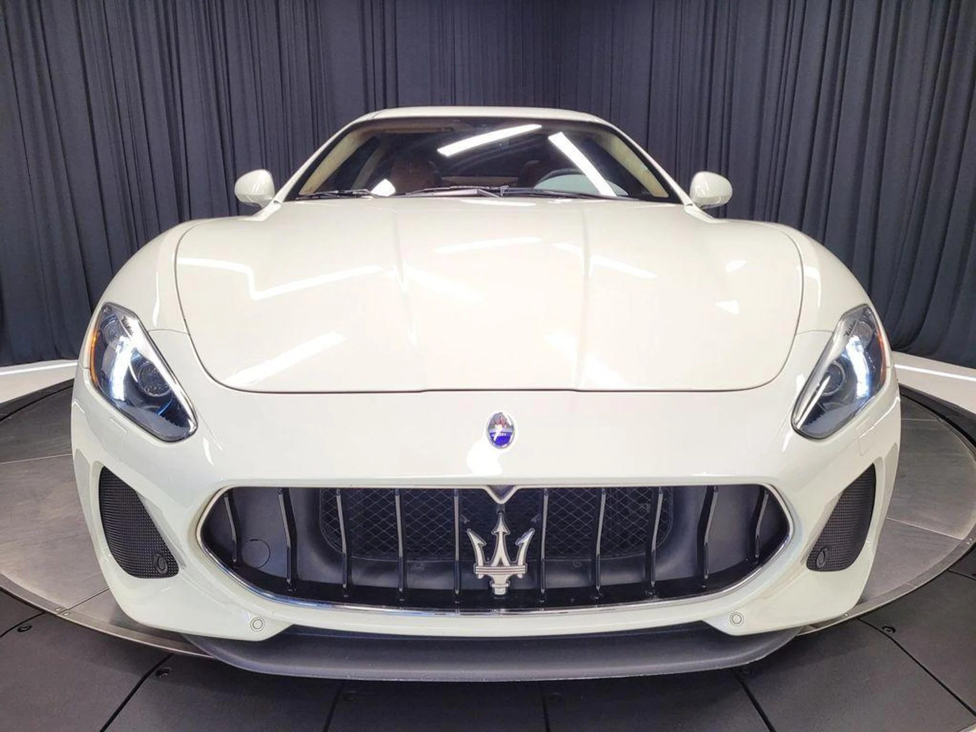 mph046_1080990226_1usy3_O_Tsi85r_N_Iu4_Ww_Mp_J4f_IVI_18a660850c