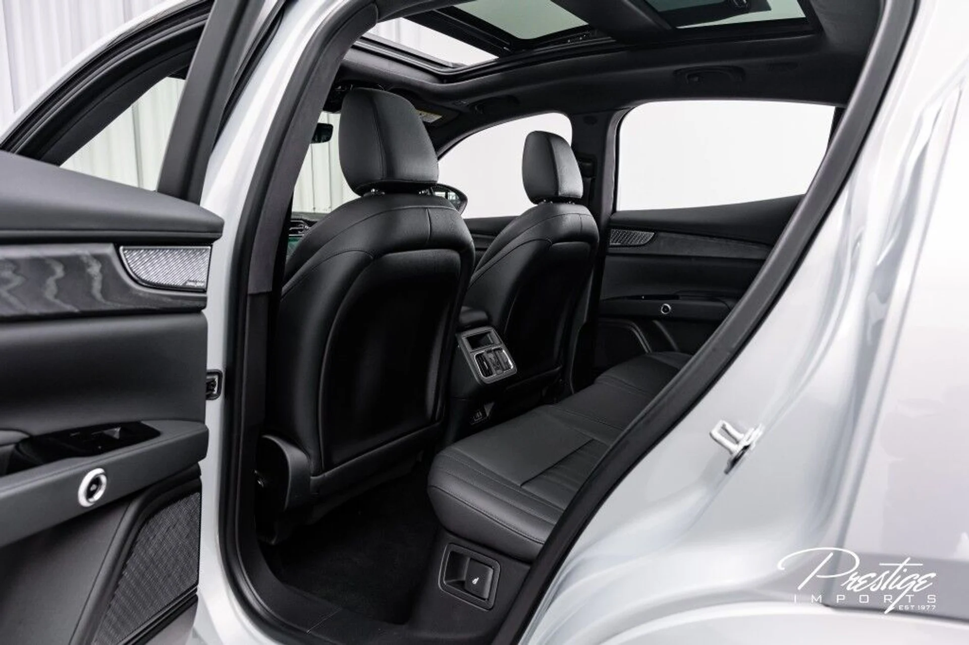 mph046_1094932049_27a31db1bc88726855bdc1b82f5735fa_96df7ae3f9