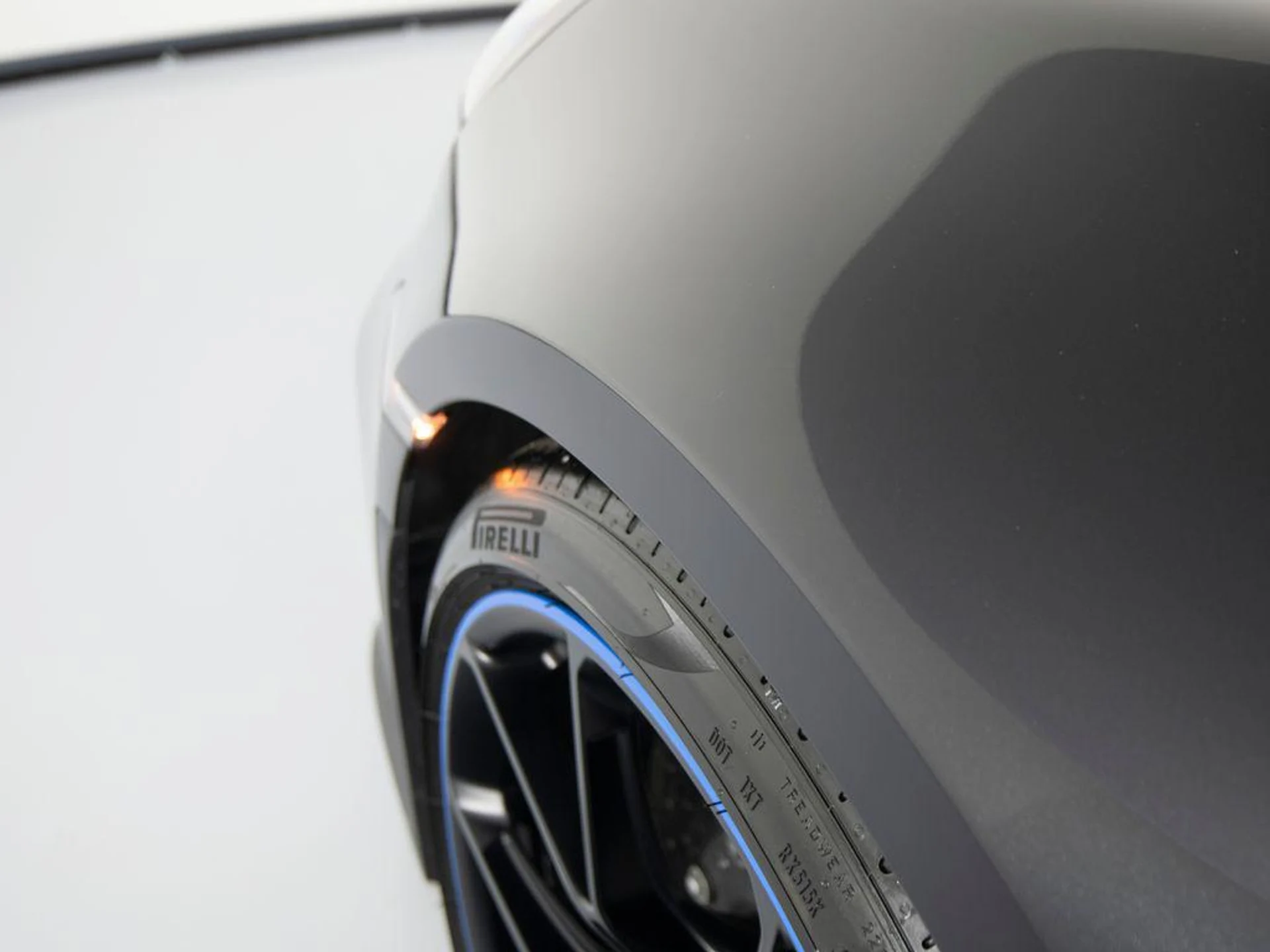 mph046_111375133_jtbhu1_F29m0j_L2_Igl_T_De3_X_Jou9g_a9f043a5ff