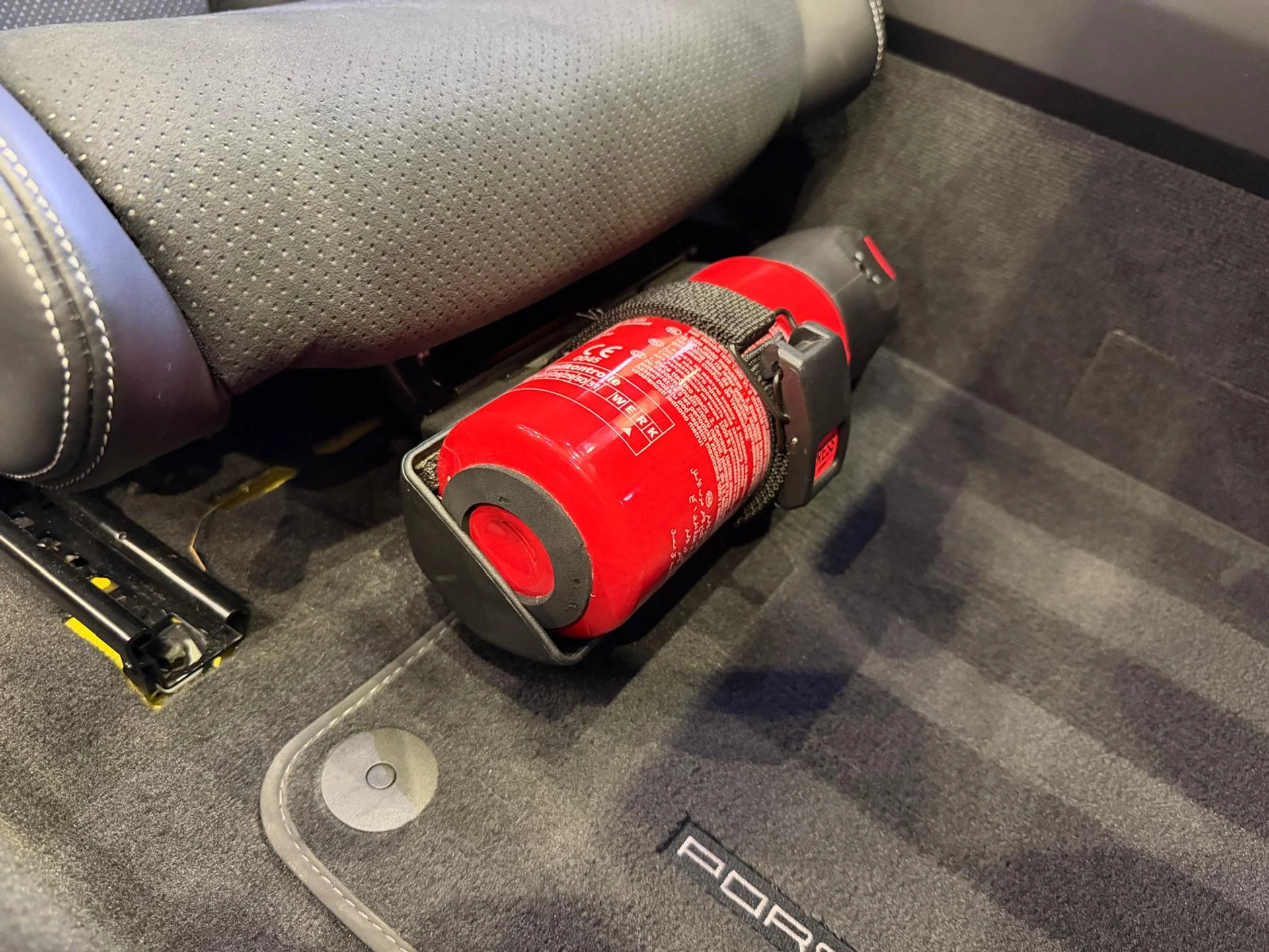 mph046_11150953_Whats_App_Image_2025_12_22_at_6_00_56_PM_18_3f99e664d7