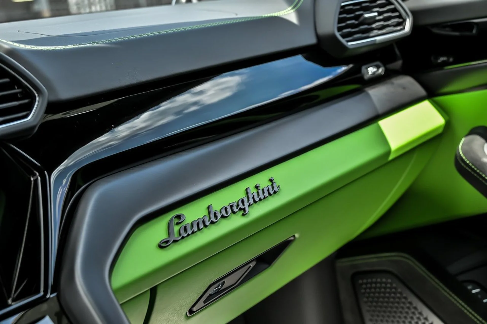 mph046_1121553964_496e2a02aa7222cb6d061990fda8435bx_35b49442d7