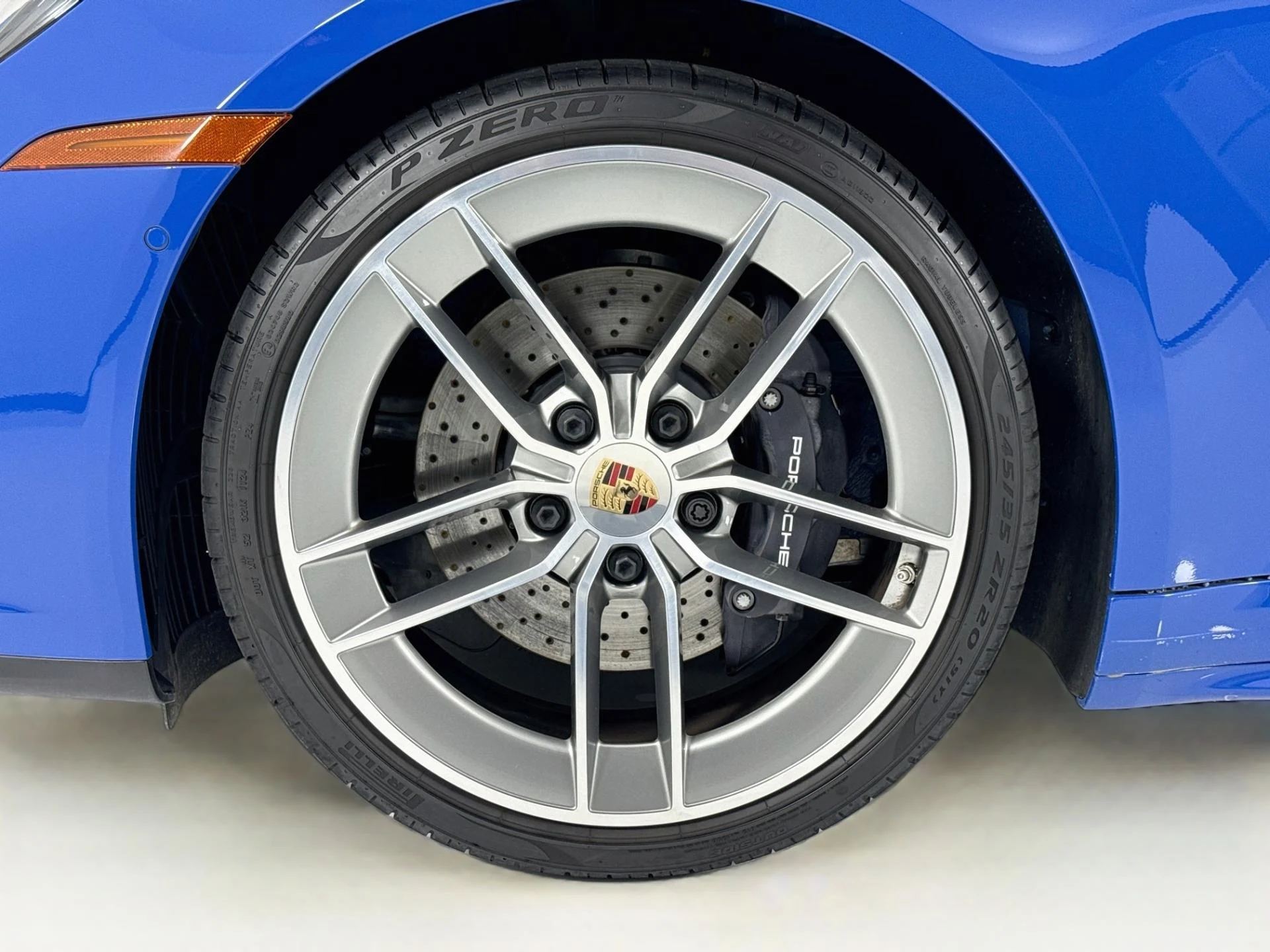 mph046_1124322064_Used_2025_Porsche_911_Carrera_1793206559_96ebef8687