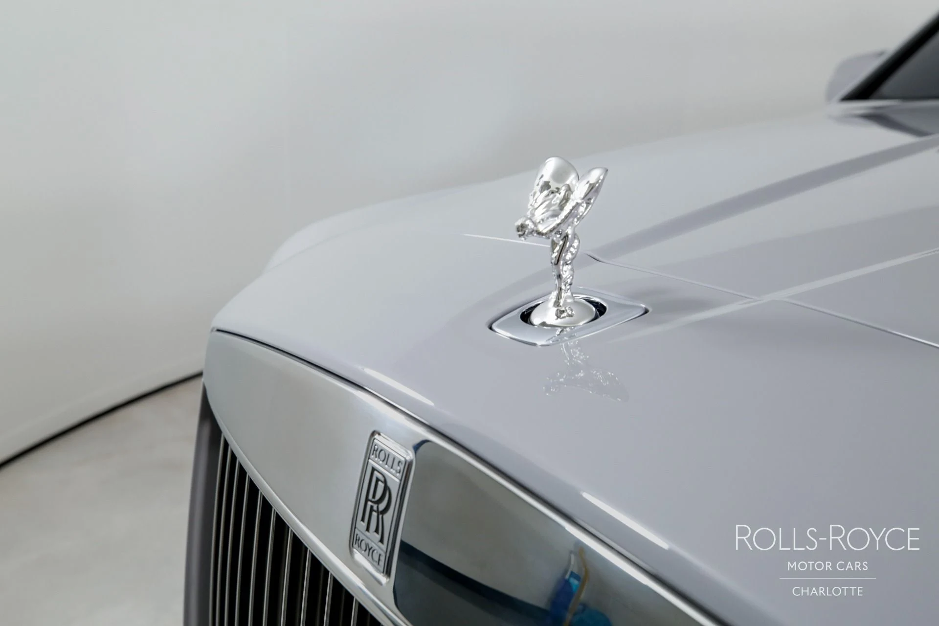 mph046_1127761697_Used_2025_Rolls_Royce_Cullinan_1734039439_f31178cad2
