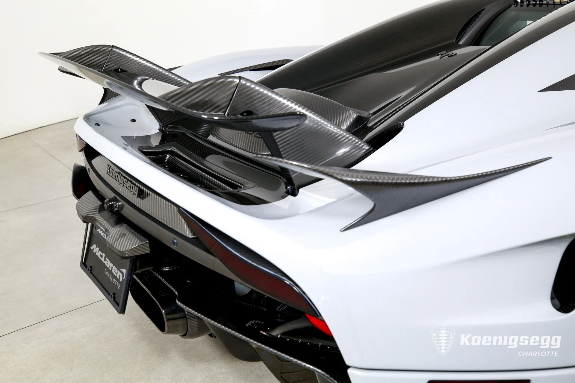 mph046_1132240365_Used_2020_KOENIGSEGG_REGERA_1761057076_c183b0c599