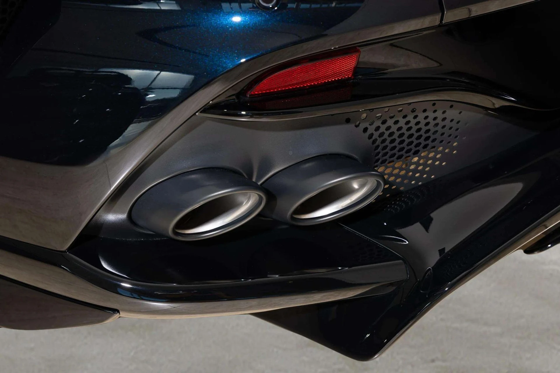 mph046_114671370_f8110a15_c243_4093_bd77_8450aaccd013_c930130b60