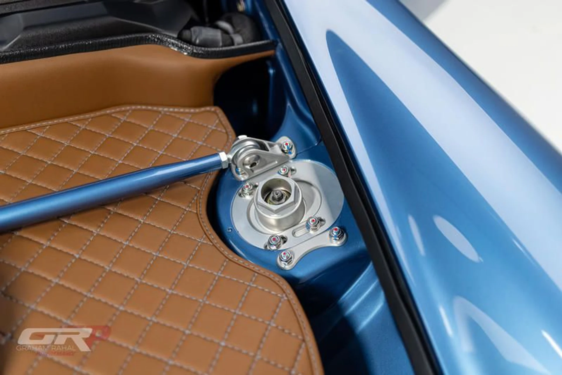 mph046_1154927615_20666_EE_9_F0_C2_49_C6_9660_213_E0_FCA_1_DB_1_da6cffabe5