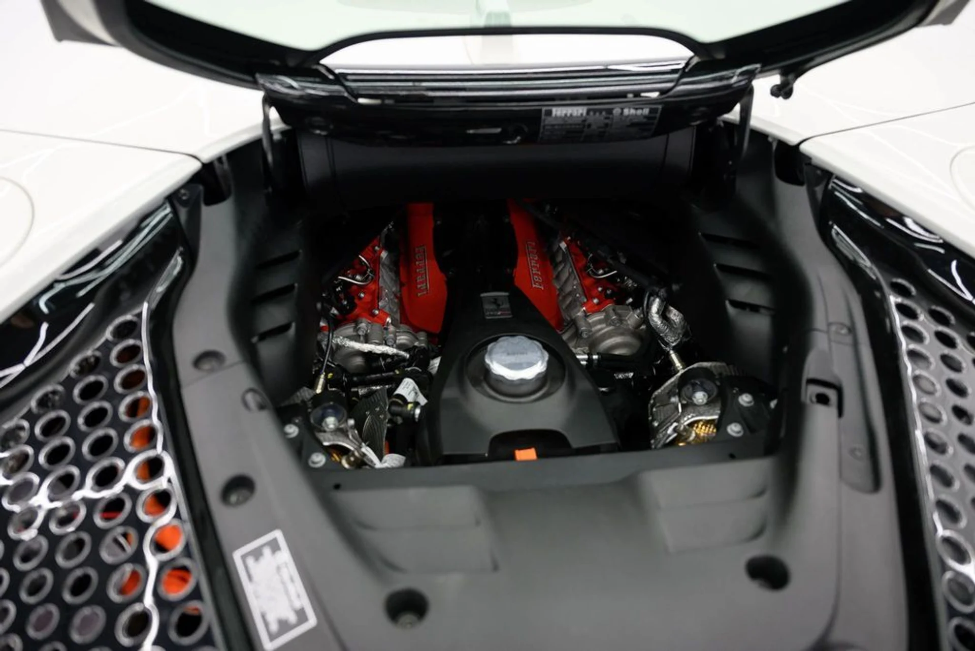 mph046_1159328999_e5f328f79883a4688a986e43549c9ba2_0691637f13