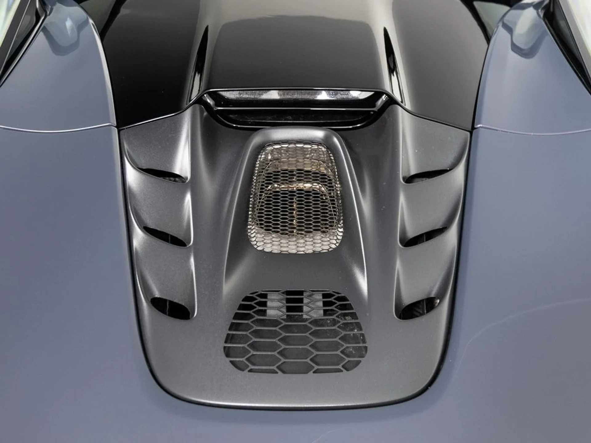 mph046_1160315634_8835262fb856d2659a15ab24d13faa7ax_3286a5df8f