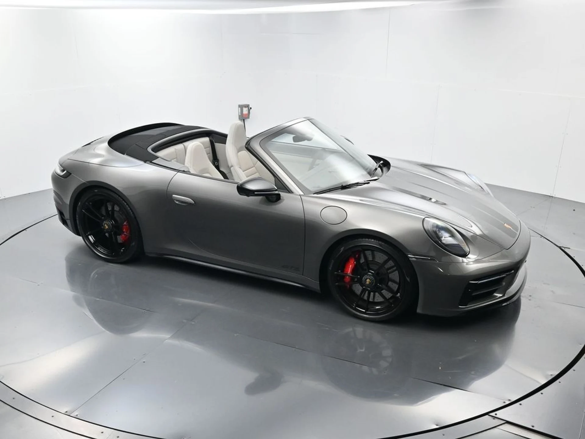 mph046_1165087199_1d6d6445a7e6cb787a5b78e6bf45a2f6_db81f45ddb