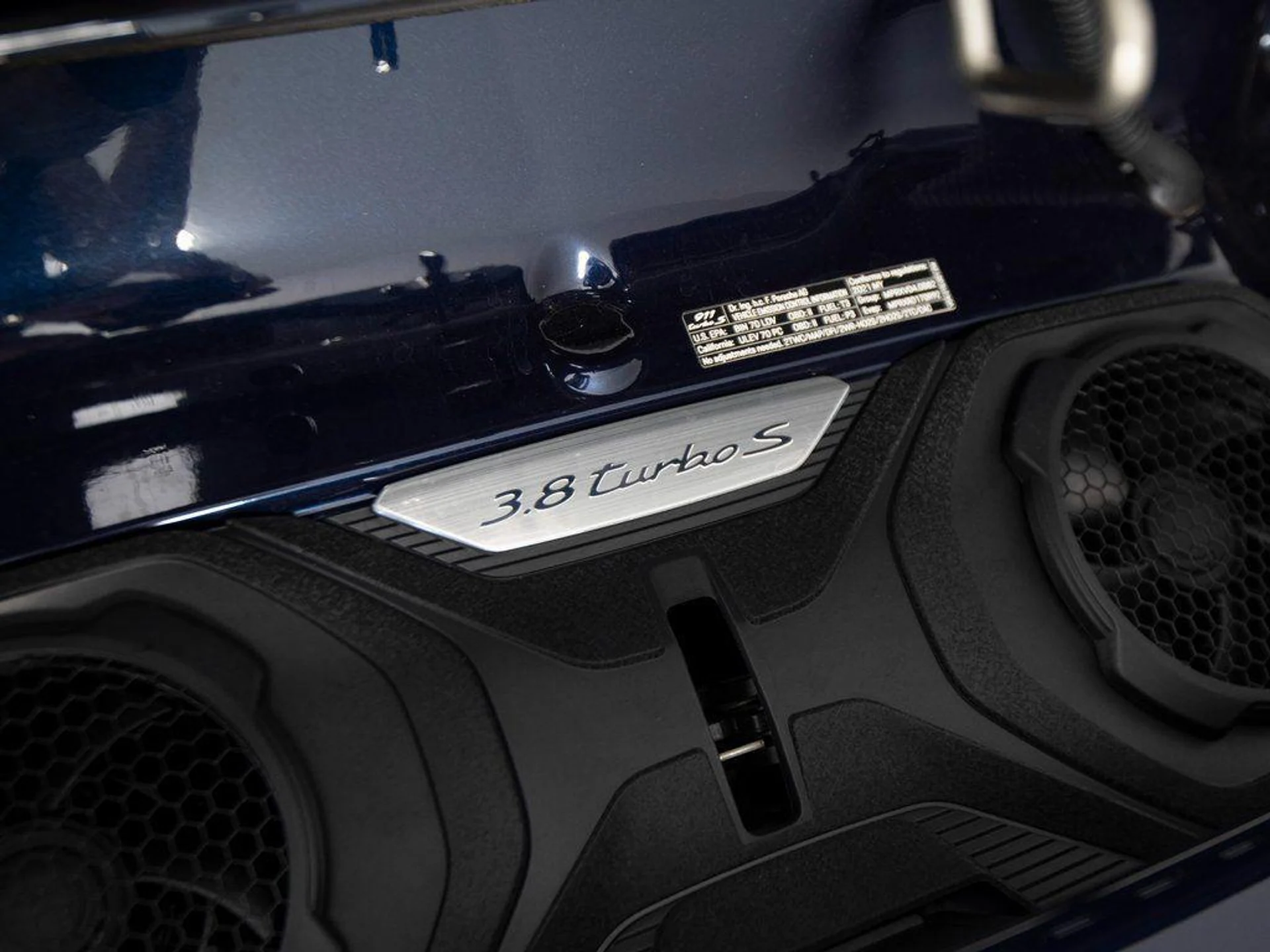 mph046_1170255932_z_P_Fn0m_Xp_Qw8fvd_839j3ddb_Hq_NA_3dc1ba3d80