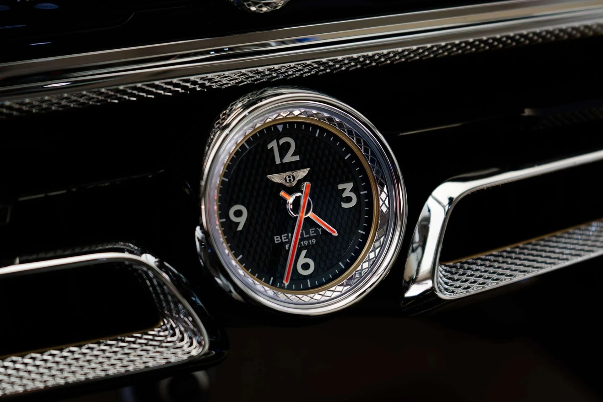 mph046_1172167385_52a6d3f6_3ab4_49b9_a5eb_8ea761eb8853_6450bf8cc4