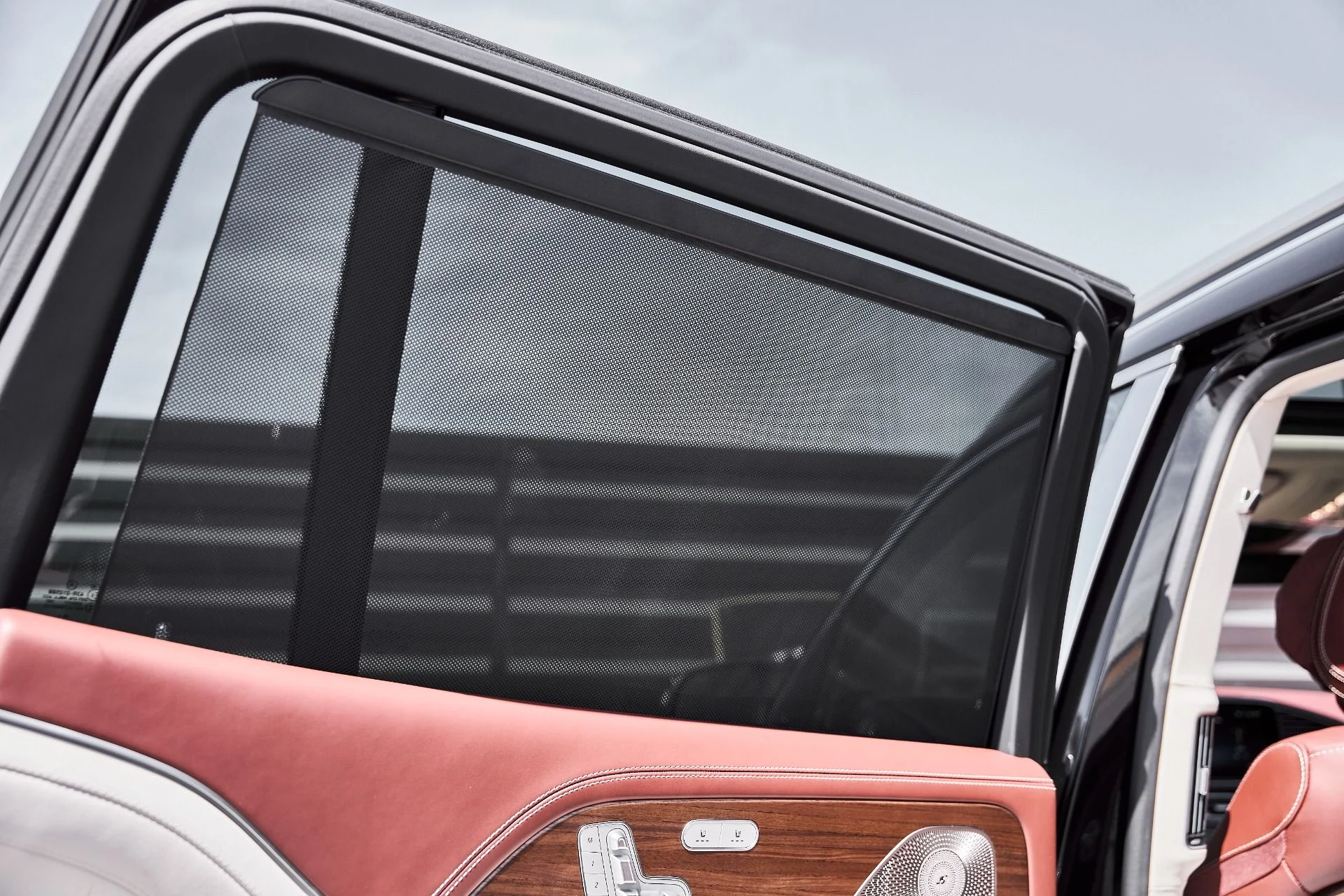 mph046_1180656339_Used_2026_Mercedes_Benz_GLS_Maybach_GLS_600_1776732812_3819186005