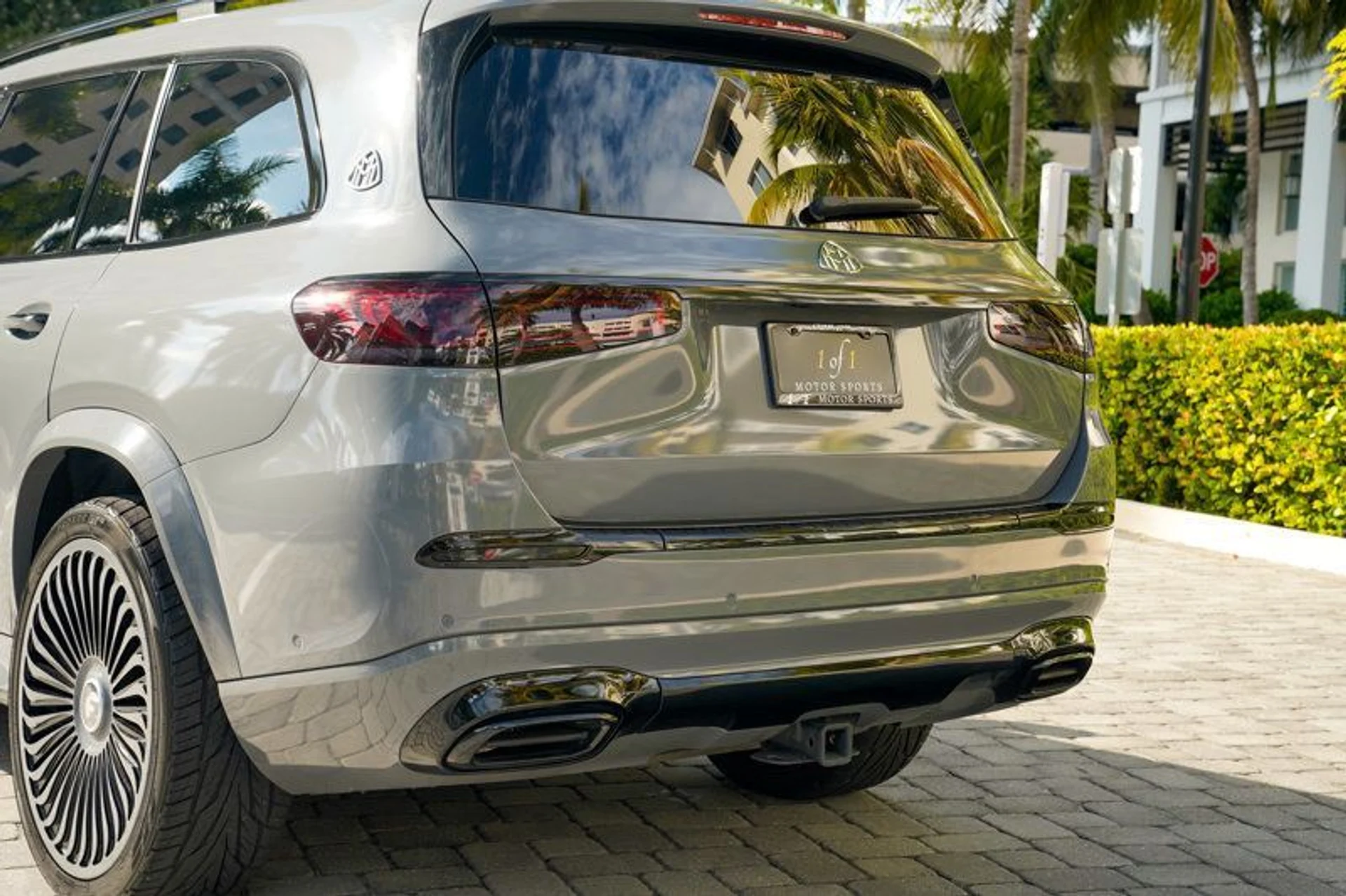 mph046_1192985979_22948878_47_800_7e51b78cdf