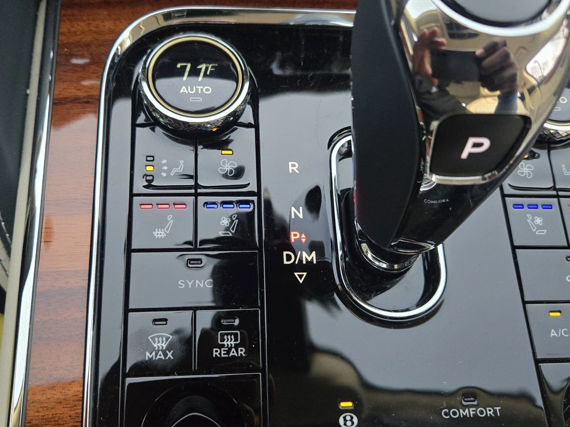 mph046_1206951593_833af129cc59d79873f12bef4a400245x_83cd55c2ae