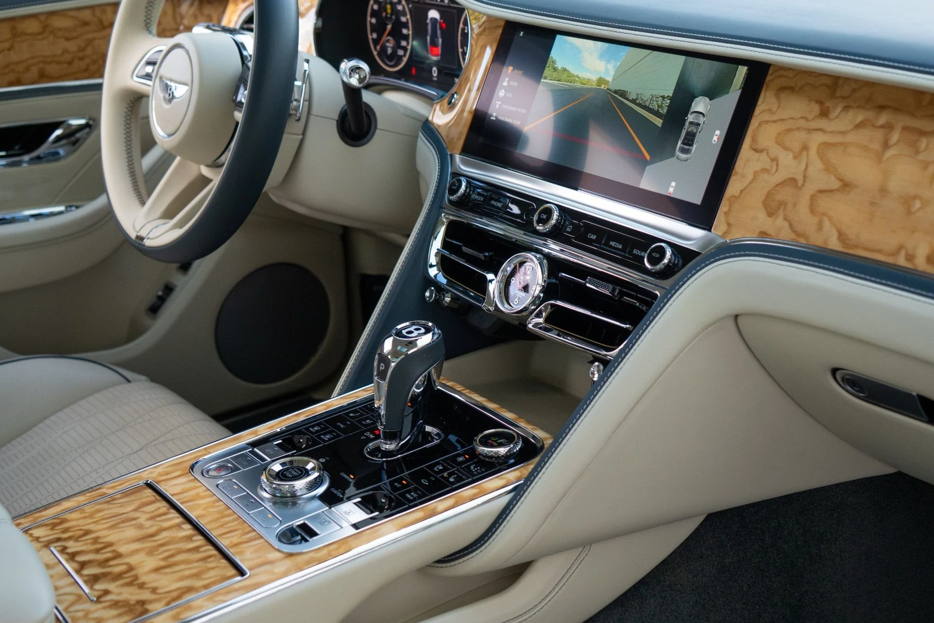 mph046_1210857137_Used_2021_Bentley_Flying_Spur_W12_1764864959_6abed2568b