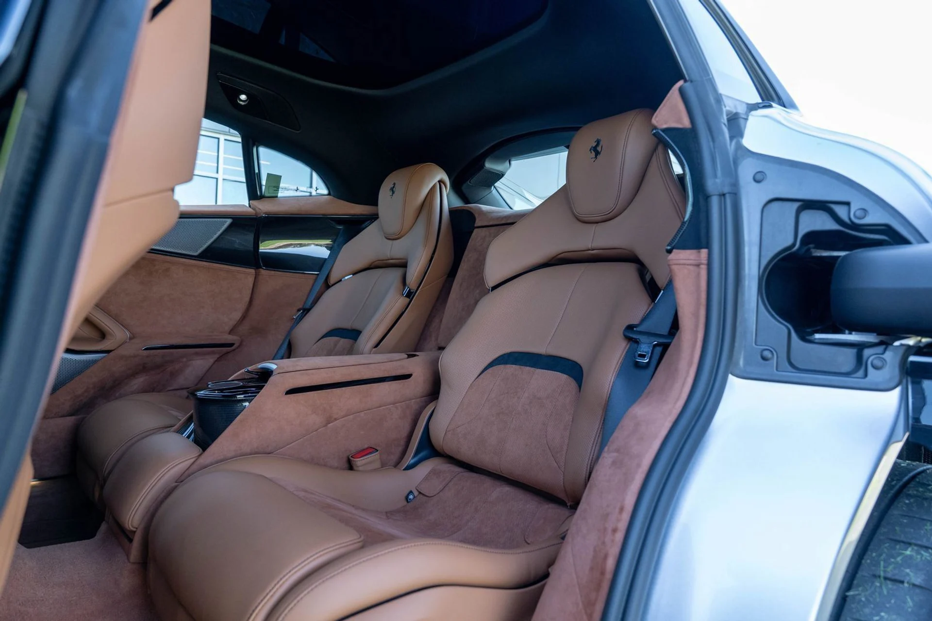 mph046_121601843_49010d159ff446d585413858638727dc_6236e38d16