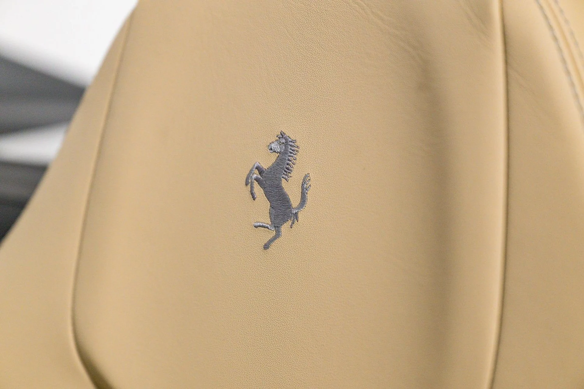 mph046_1240424499_4438bfc39ab747aa90fa90bcf45cbfb4_8dfb797855